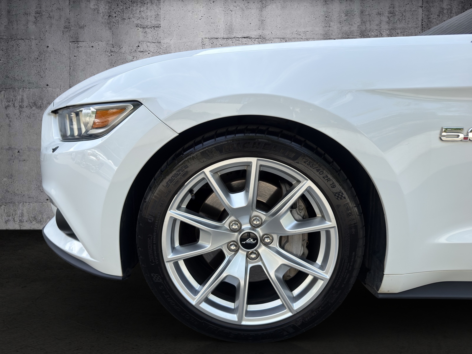 FORD Fastback 5.0 V8 GT 50 Years Edition-image-4