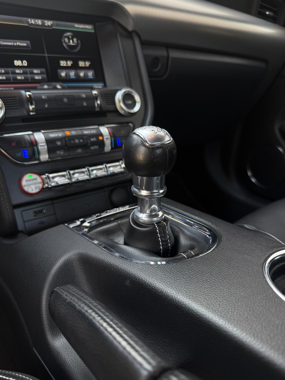 FORD Fastback 5.0 V8 GT 50 Years Edition-image-9