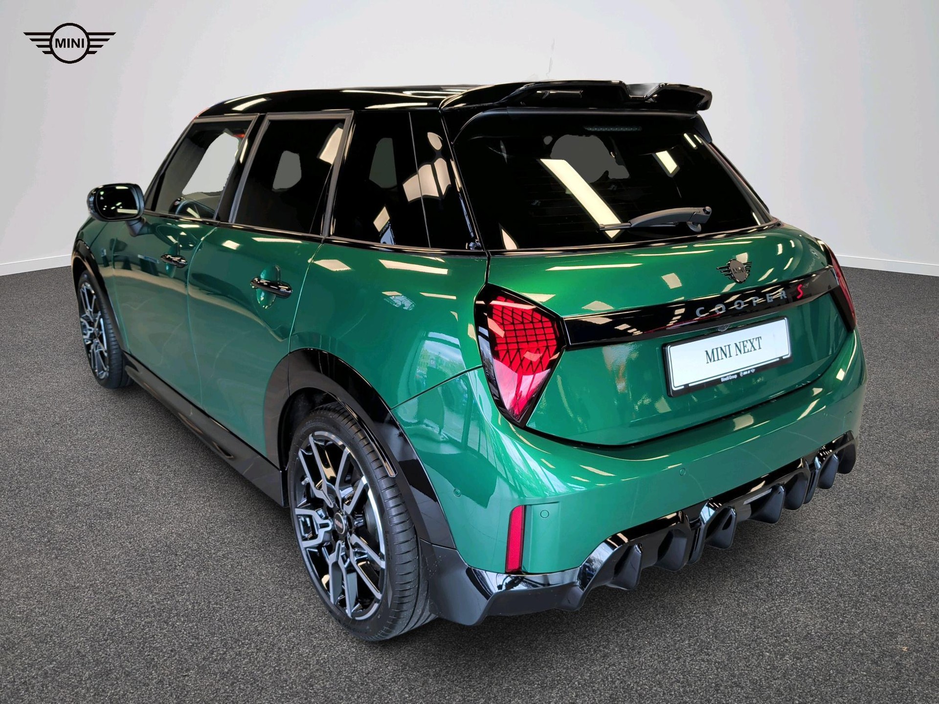 MINI Cooper 5 door S-image-4