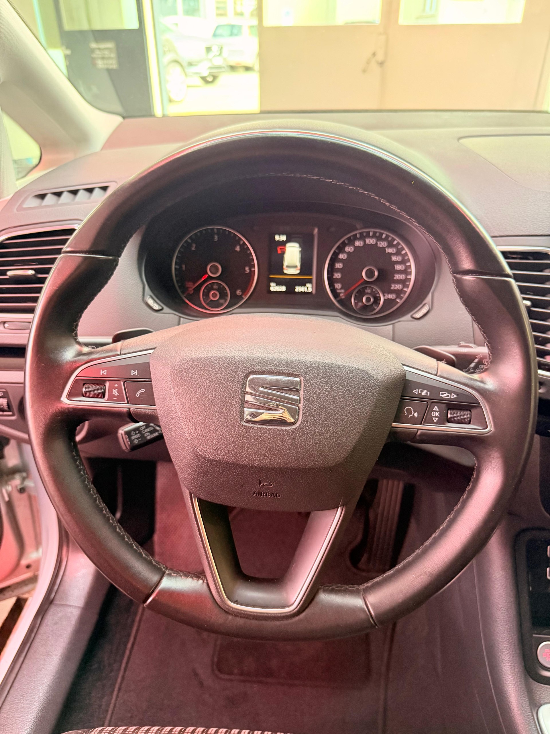 SEAT Alhambra 2.0 TDI 4Drive 177 PS-image-15