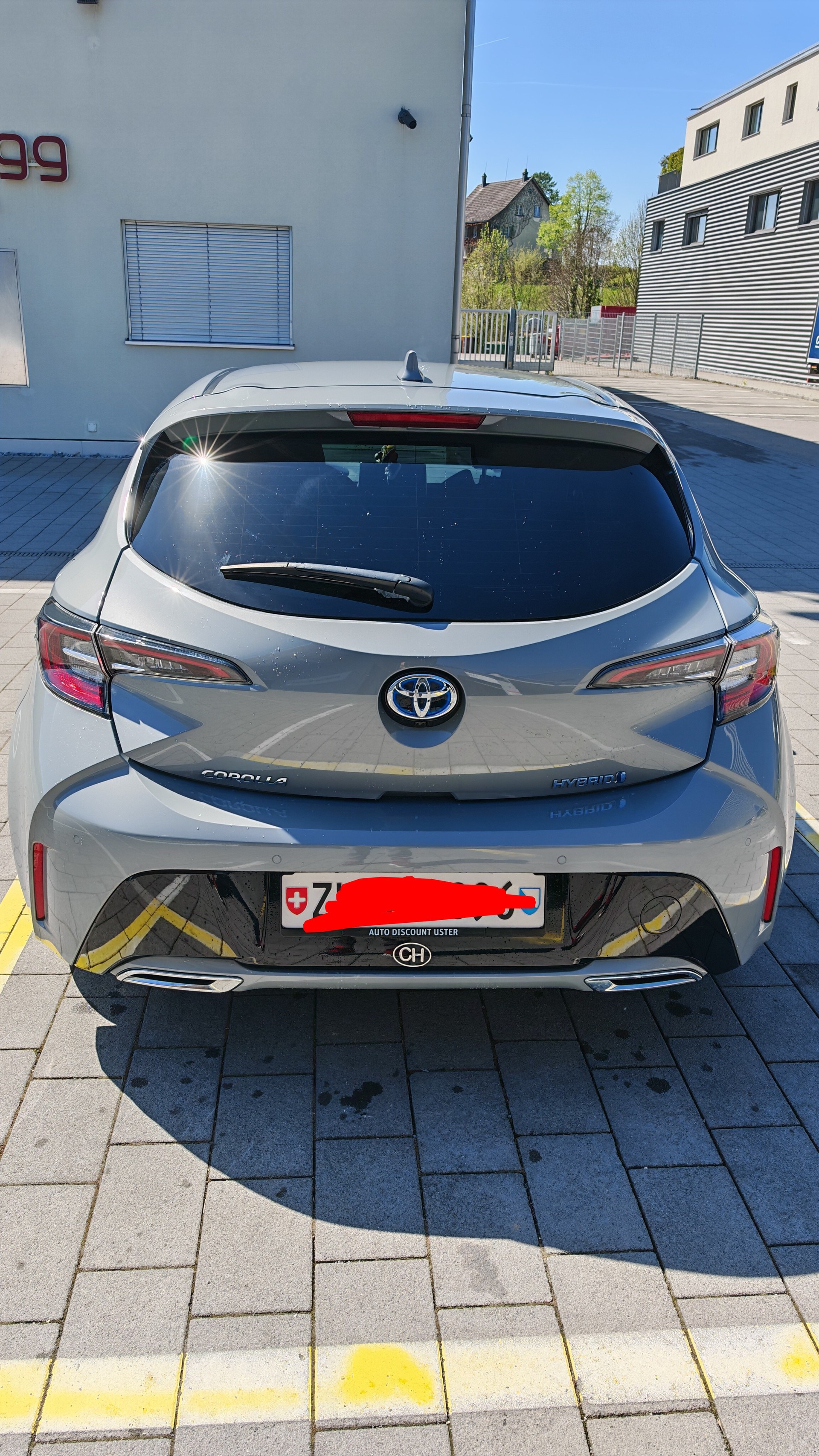 TOYOTA Toyota Corolla 2.0 Frisch ab Service - 11 Jahre Garantie-image-1