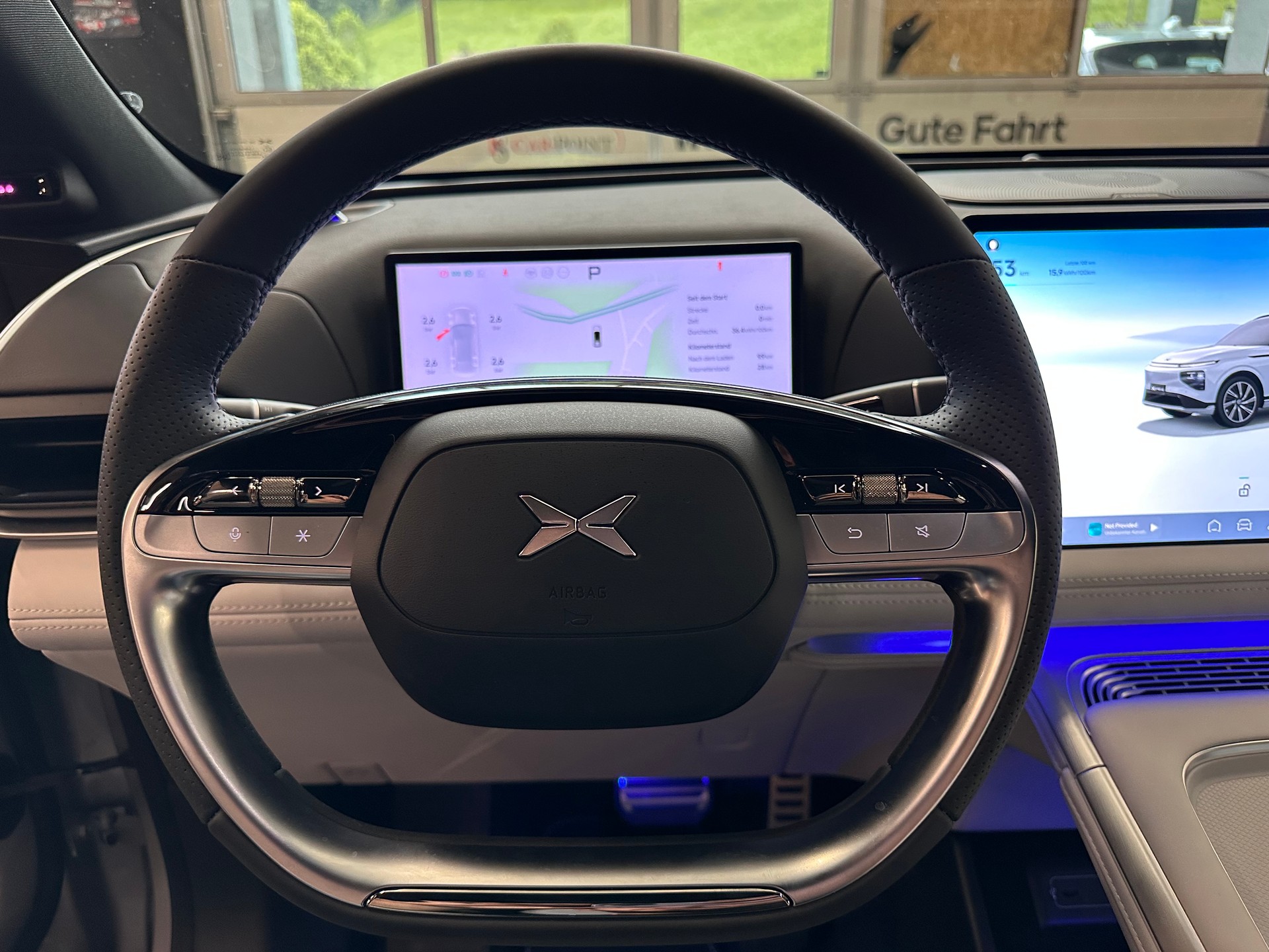 XPENG G9 93kWh Performance AWD-image-24