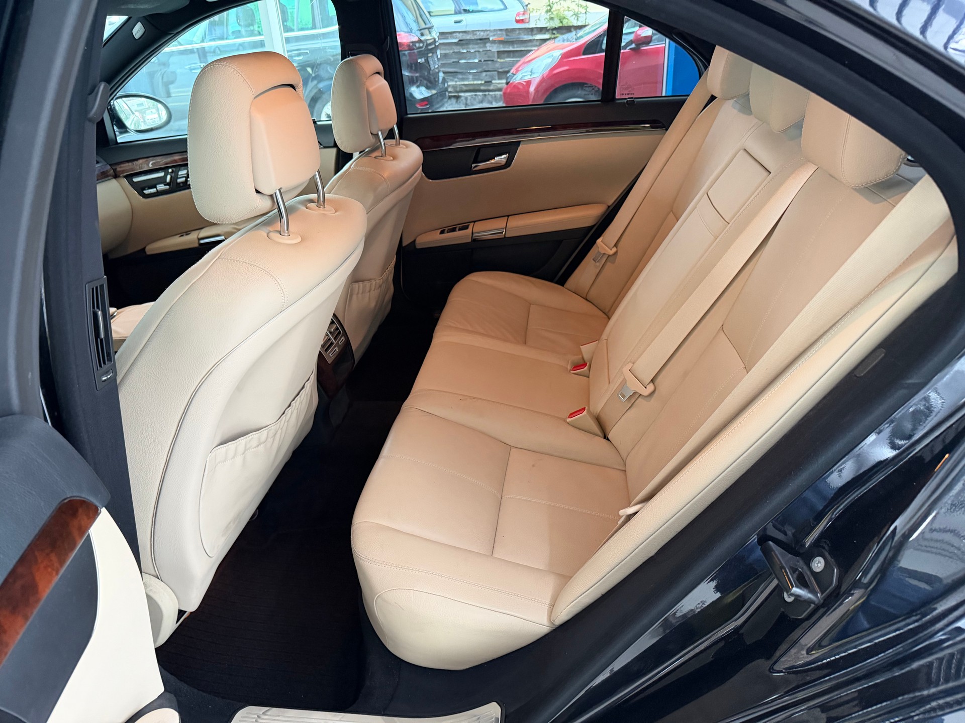 MERCEDES-BENZ S 350 4Matic 7G-Tronic-image-15