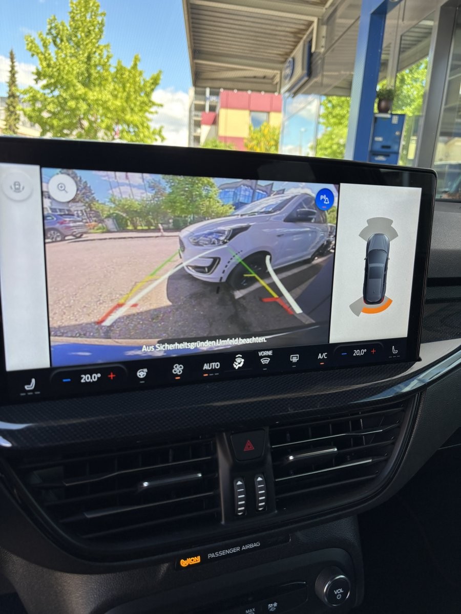 FORD Focus 1.0i EcoB Hybrid 155 ST-Line X-image-7