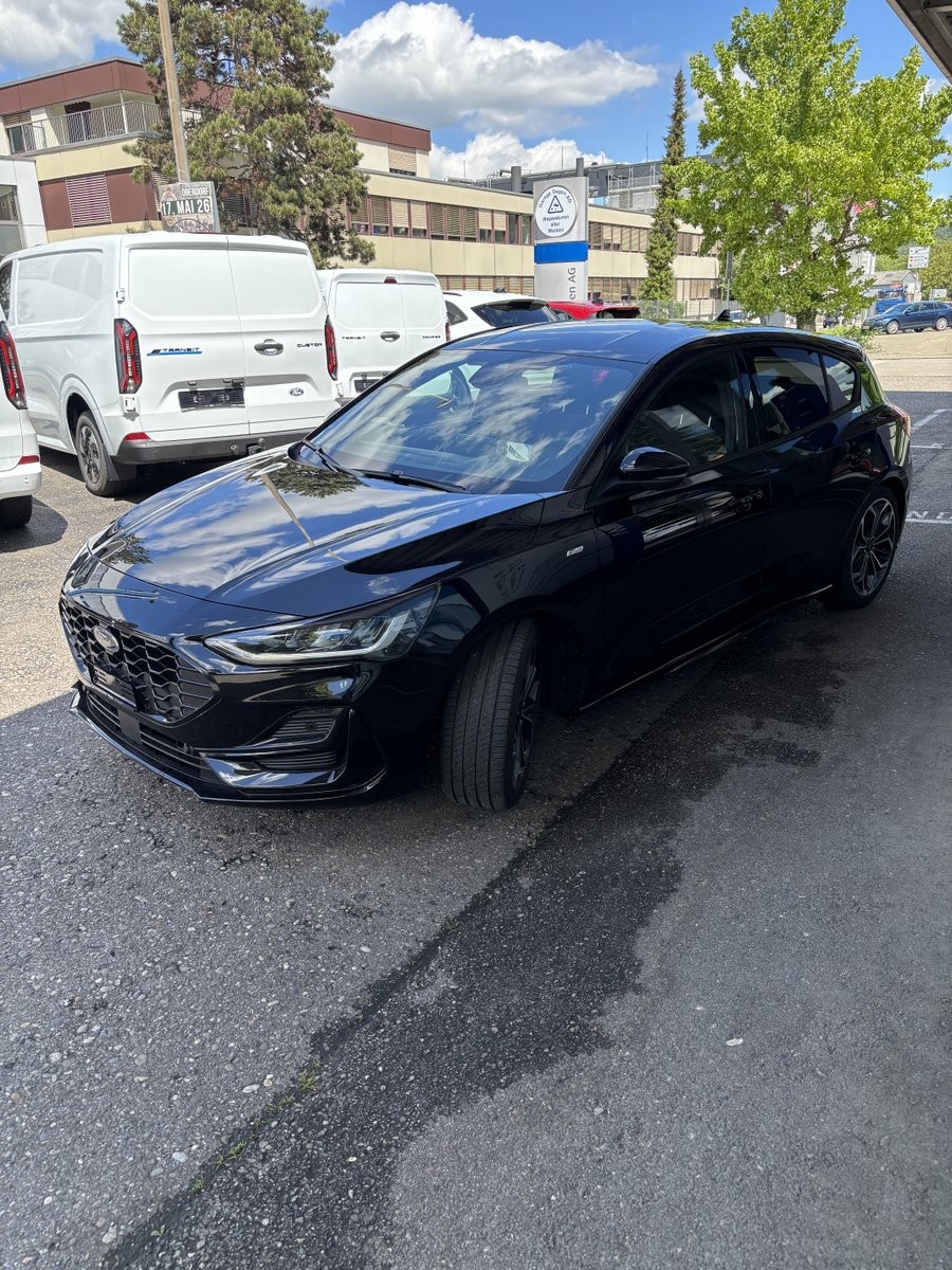 FORD Focus 1.0i EcoB Hybrid 155 ST-Line X-image-20