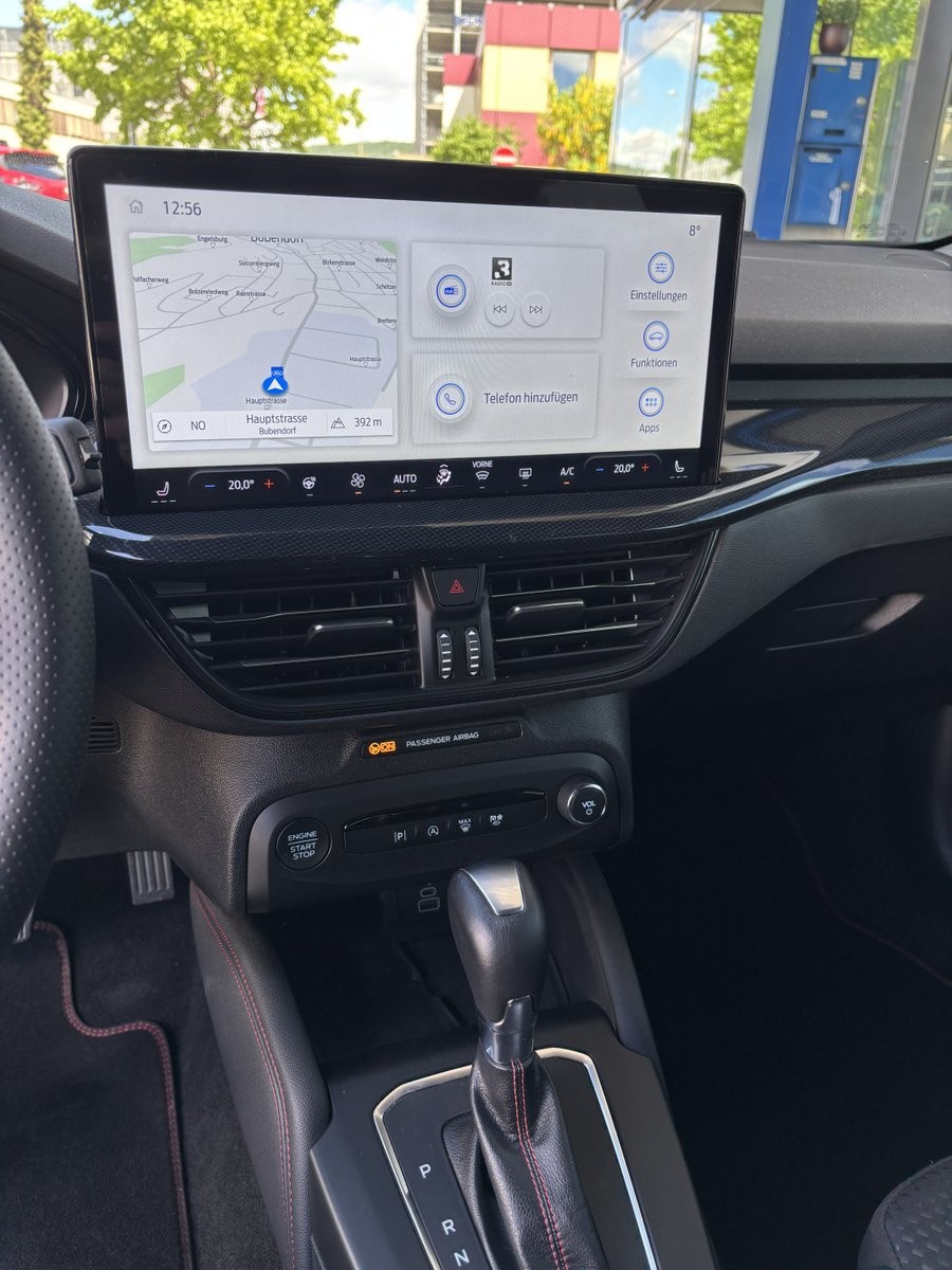 FORD Focus 1.0i EcoB Hybrid 155 ST-Line X-image-6