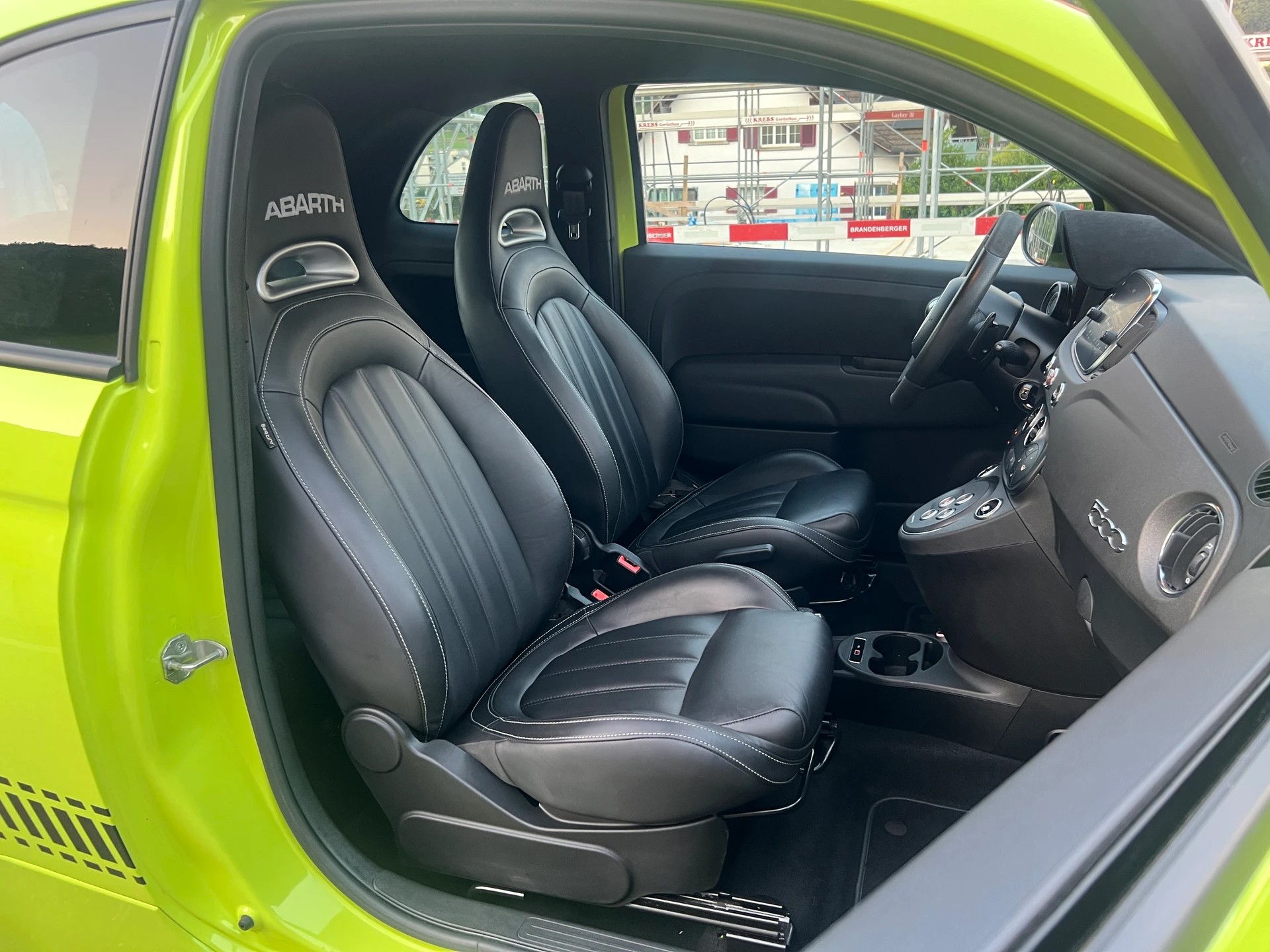 FIAT 595 1.4 16V Turbo Abarth Competizione Dualogic 70 Edition * 180 PS *-image-13