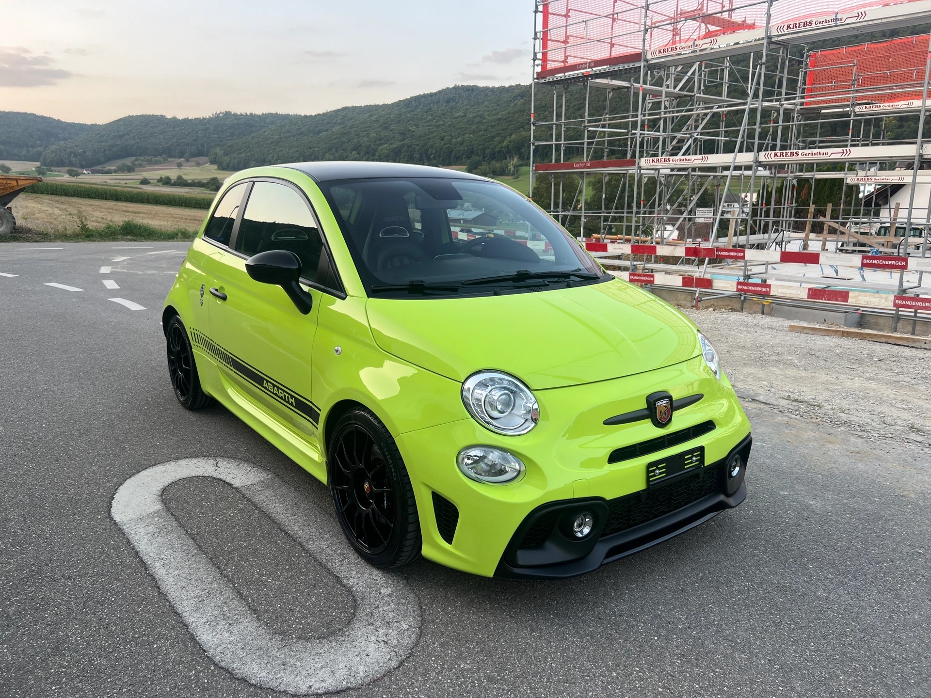 FIAT 595 1.4 16V Turbo Abarth Competizione Dualogic 70 Edition * 180 PS *-image-5