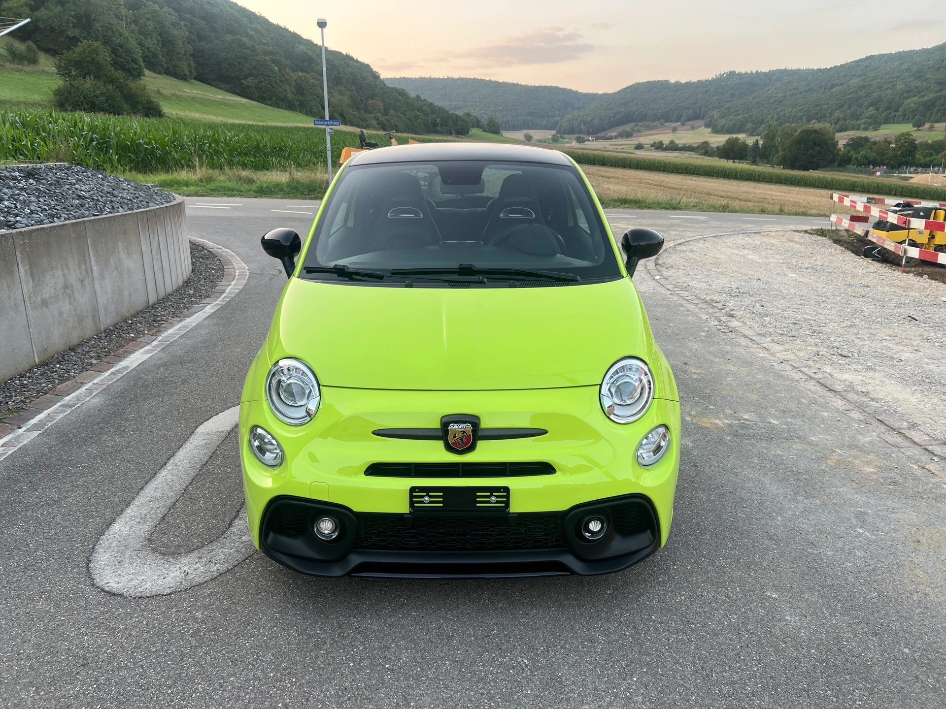 FIAT 595 1.4 16V Turbo Abarth Competizione Dualogic 70 Edition * 180 PS *-image-7