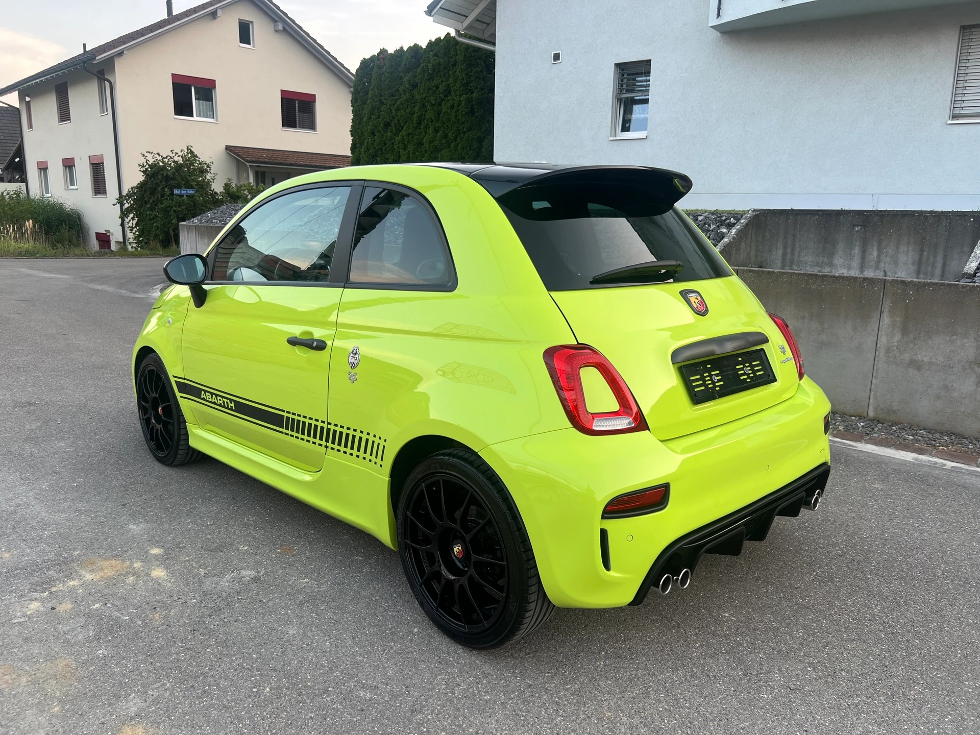 FIAT 595 1.4 16V Turbo Abarth Competizione Dualogic 70 Edition * 180 PS *-image-6