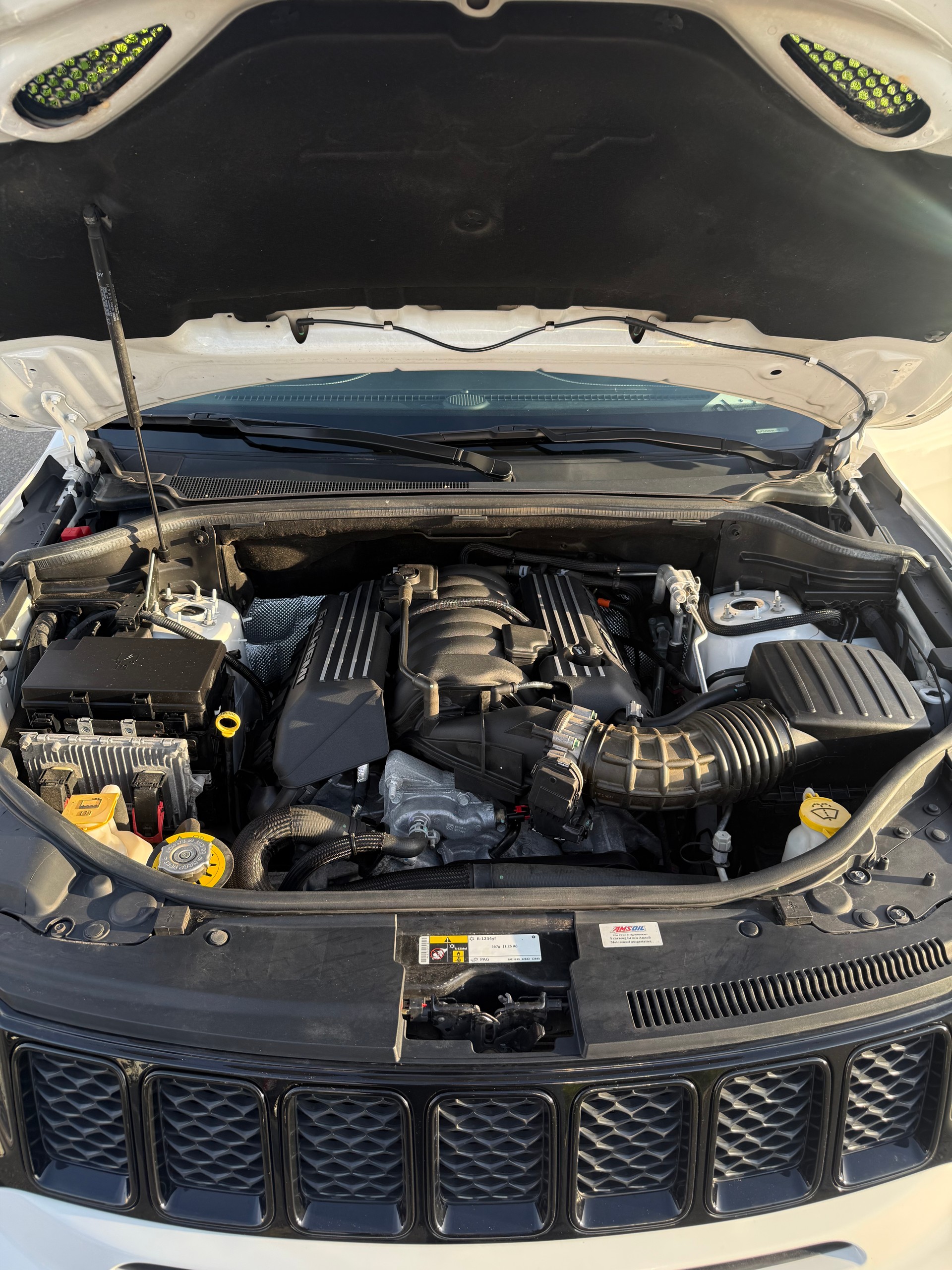 JEEP Grand Cherokee 6.4 V8 HEMI SRT8 Automatic-image-10
