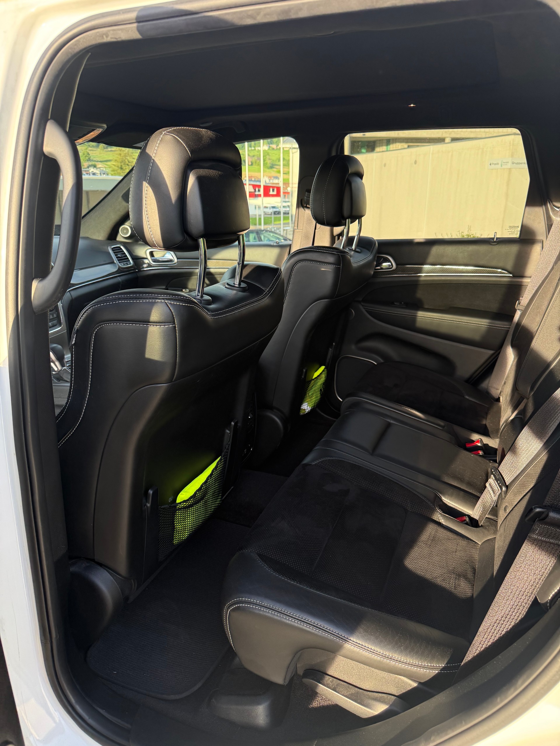 JEEP Grand Cherokee 6.4 V8 HEMI SRT8 Automatic-image-7