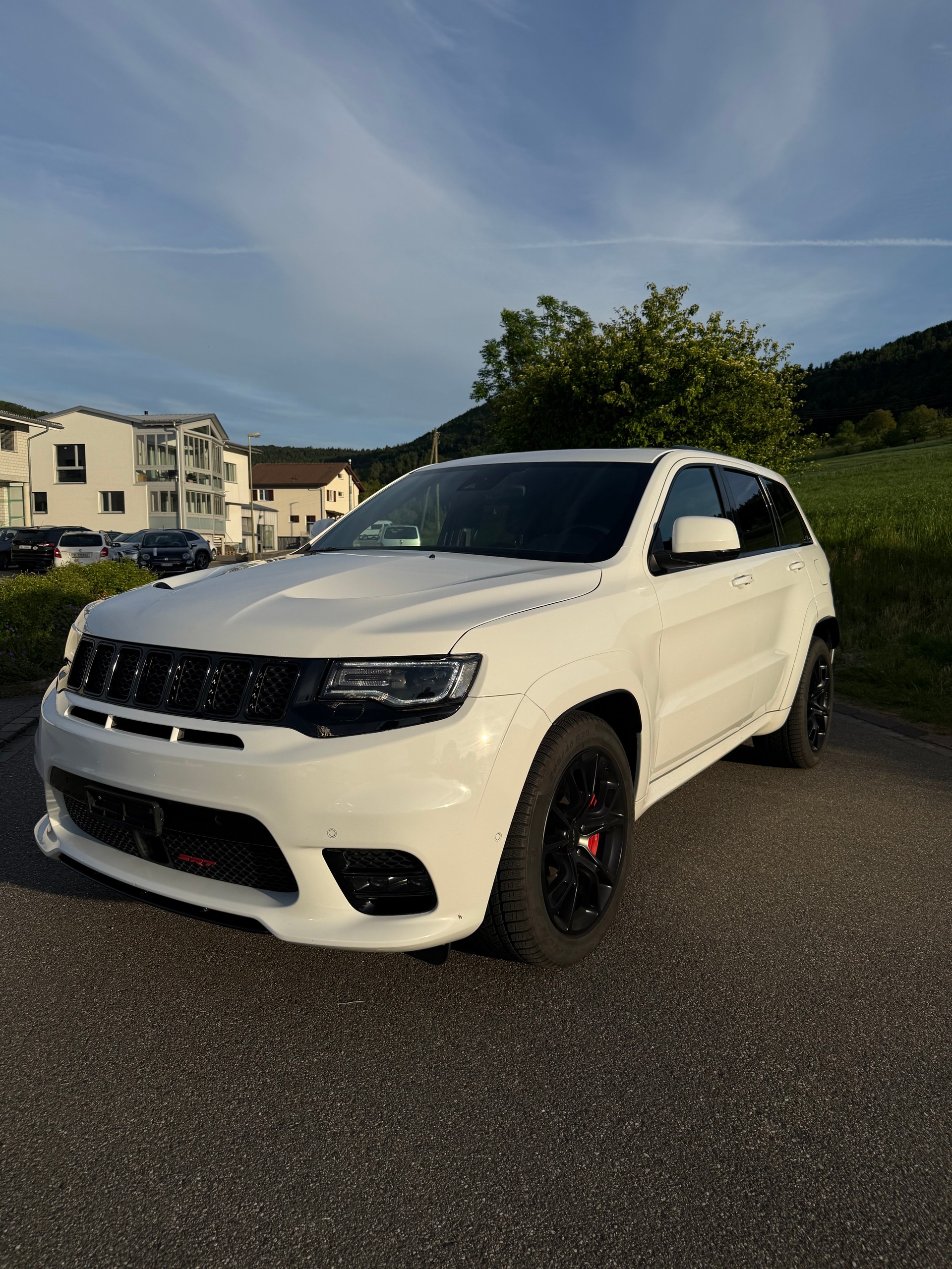 JEEP Grand Cherokee 6.4 V8 HEMI SRT8 Automatic-image-1