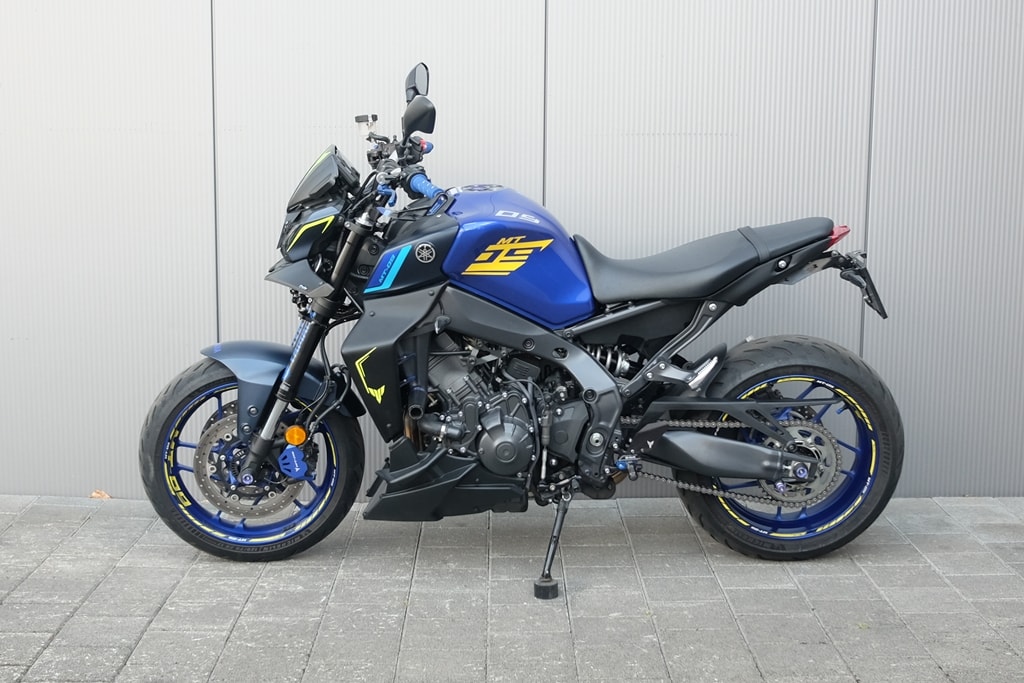 YAMAHA MT-09 ABS-showroom-element-3