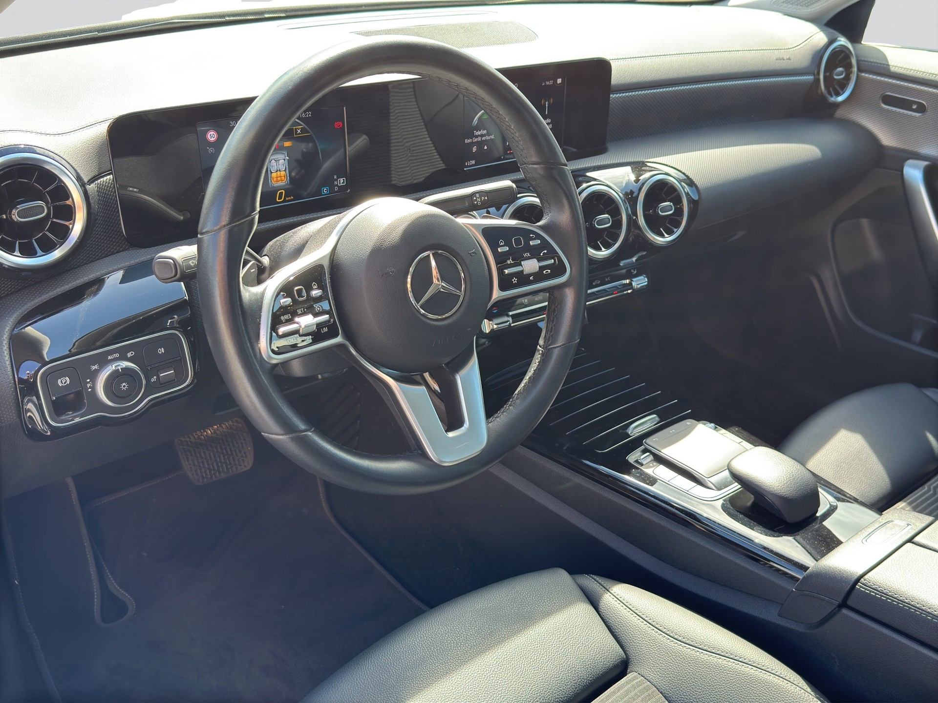 MERCEDES-BENZ CLA 200 4Matic Progressive 8G-DCT-image-6