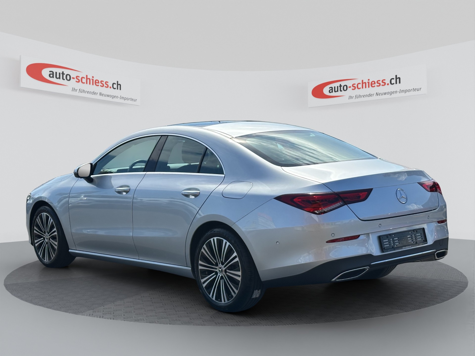 MERCEDES-BENZ CLA 200 4Matic Progressive 8G-DCT-image-2