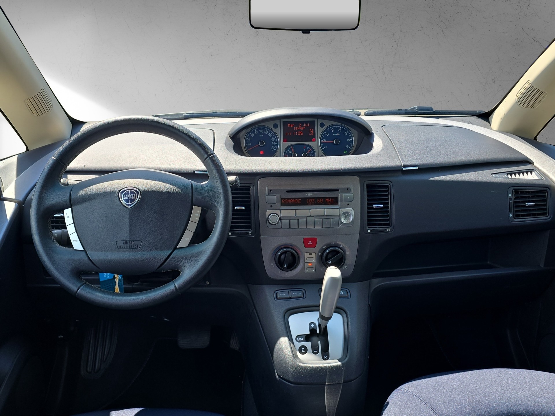 LANCIA Musa 1.4 16V Platino DFN-image-10