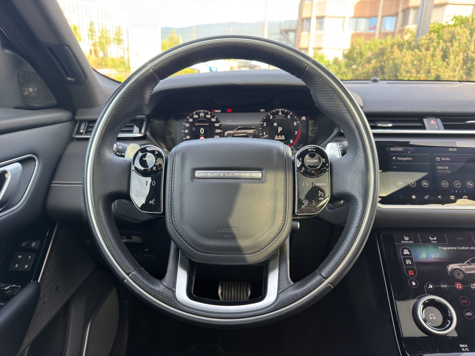 LAND ROVER Range Rover Velar R-Dynamic P 300 Automatic-image-14