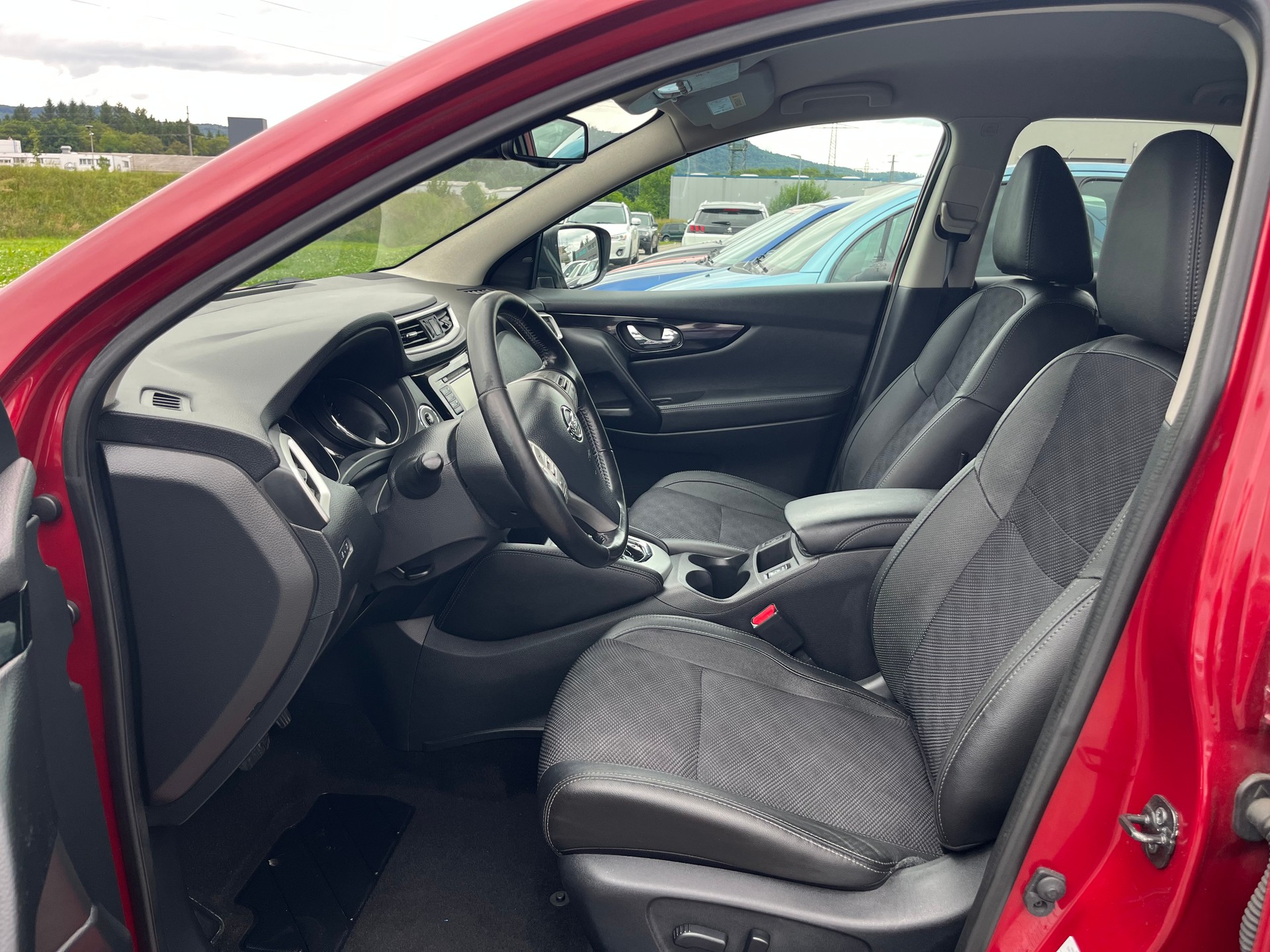 NISSAN Qashqai 1.2 DIG-T 360° Xtronic CVT-image-11