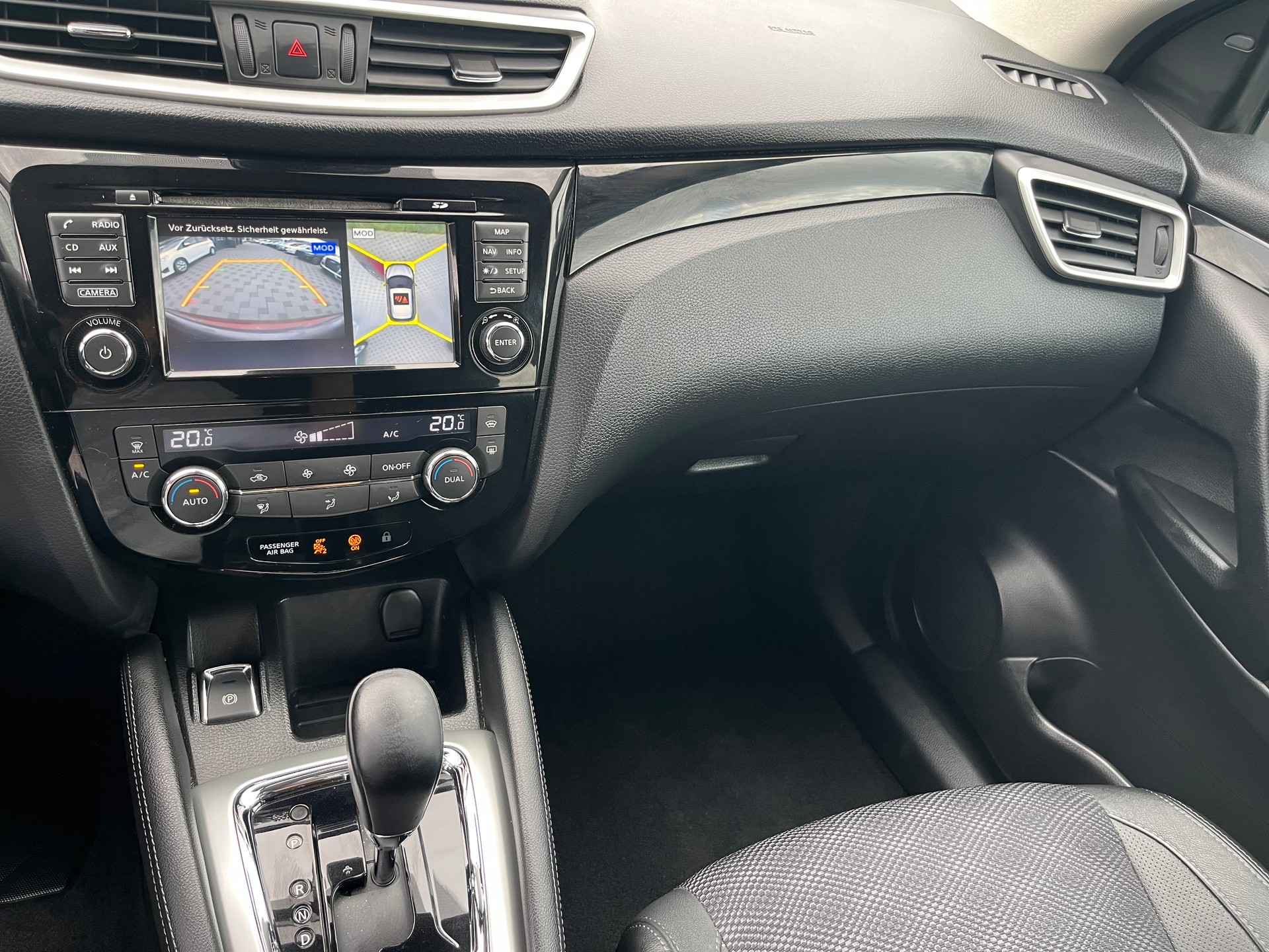 NISSAN Qashqai 1.2 DIG-T 360° Xtronic CVT-image-14