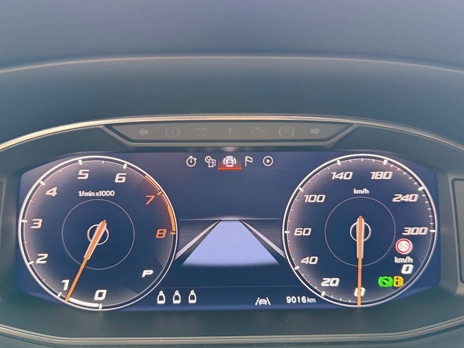 CUPRA Ateca 2.0 TSI 4Drive *** 360° KAMERA UND NUR 9'500KM !!! ***-image-10