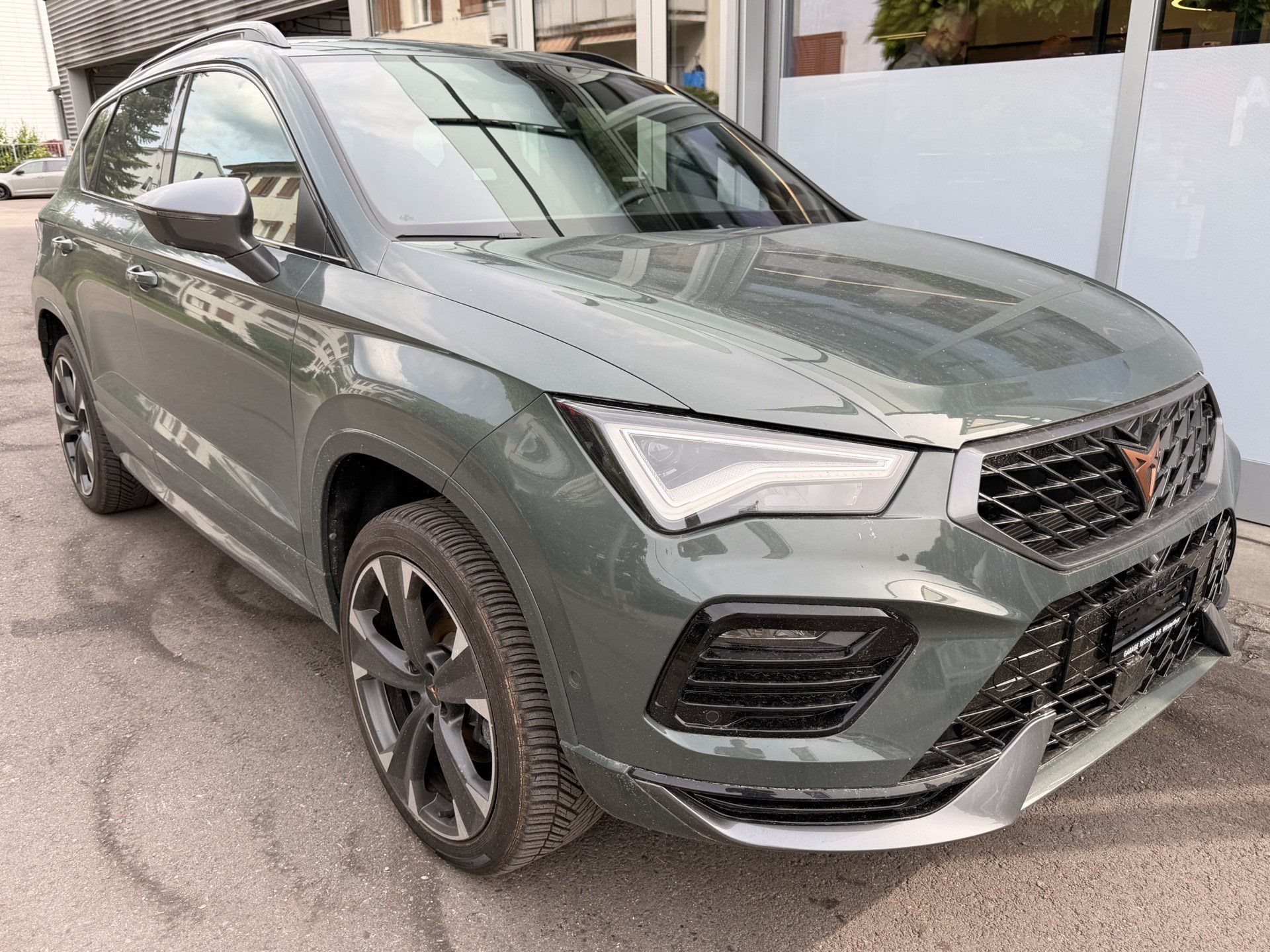 CUPRA Ateca 2.0 TSI 4Drive *** 360° KAMERA UND NUR 9'500KM !!! ***-image-2