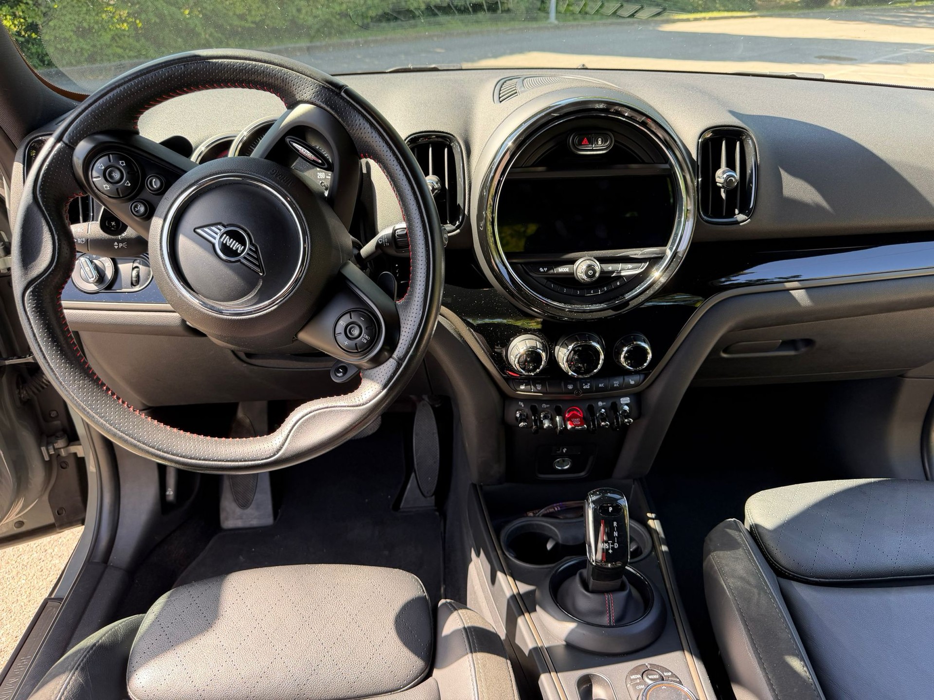 MINI 2.0 SD Cooper ALL4-image-4