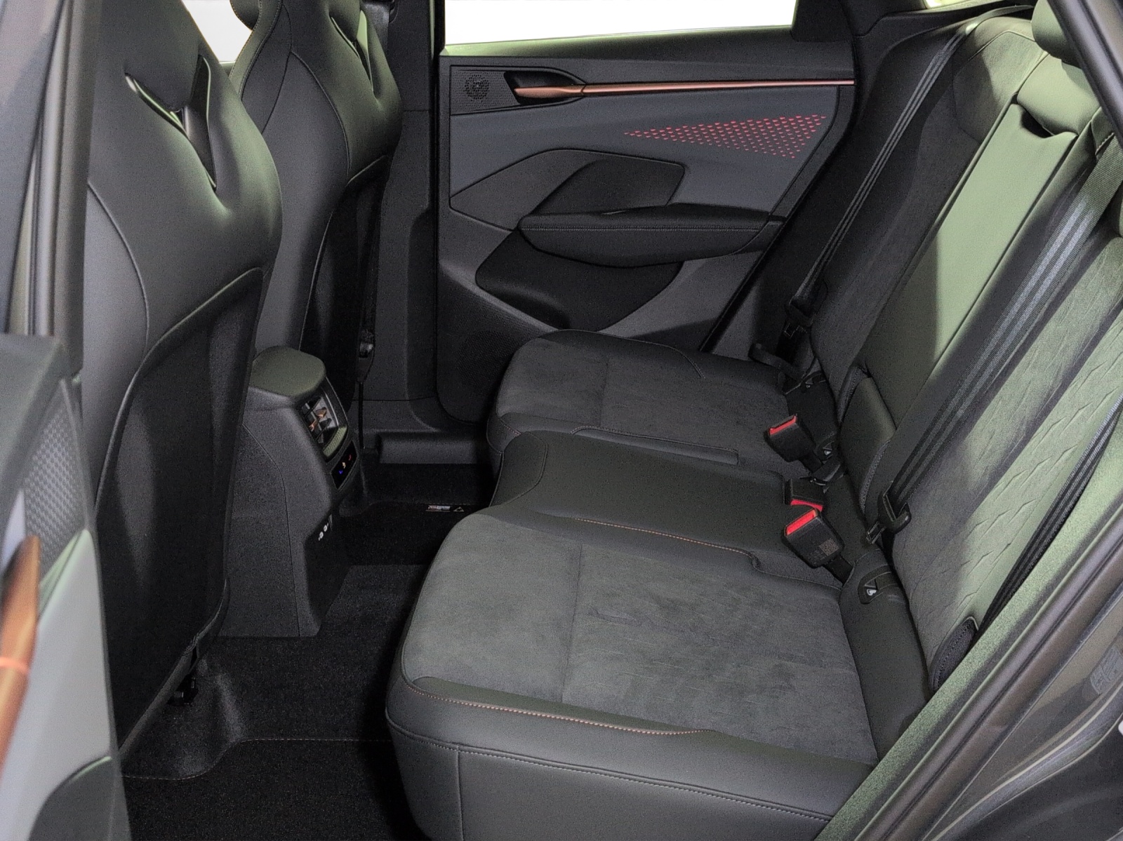 CUPRA Terramar 2.0 TSI DSG Prime Edition VZ 4Drive-image-7