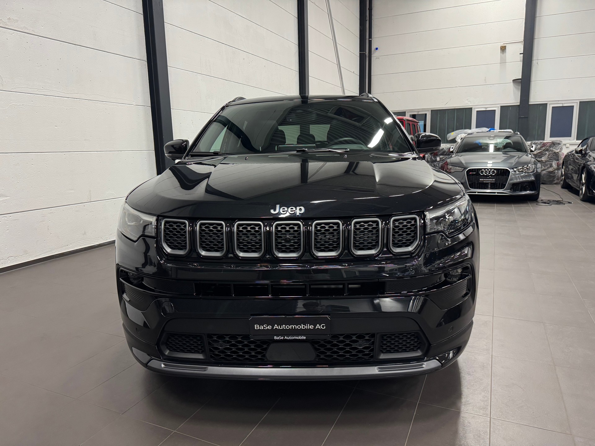 JEEP Compass 1.3 T PHEV S AWD-image-6
