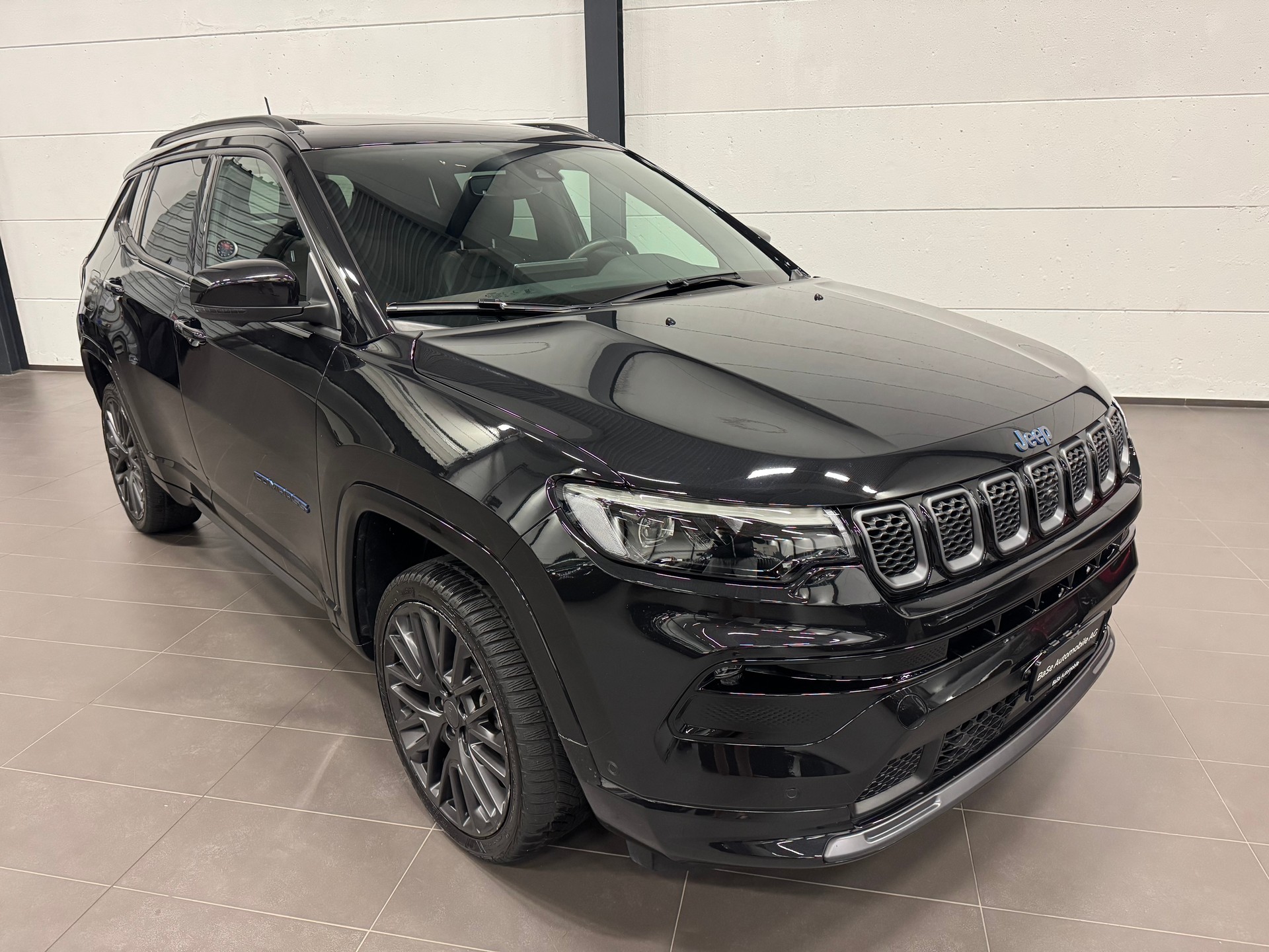 JEEP Compass 1.3 T PHEV S AWD-image-1