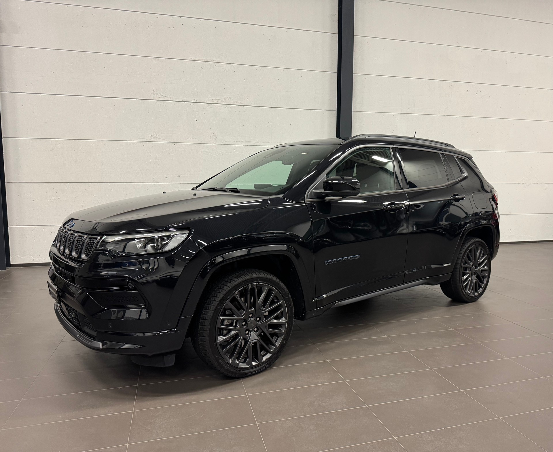 JEEP Compass 1.3 T PHEV S AWD-image-2