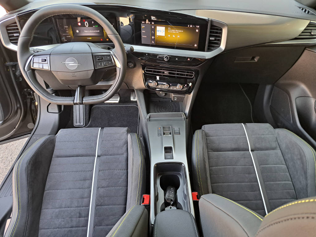OPEL Mokka-e GSe 280cv (8 ans de garantie)-image-12