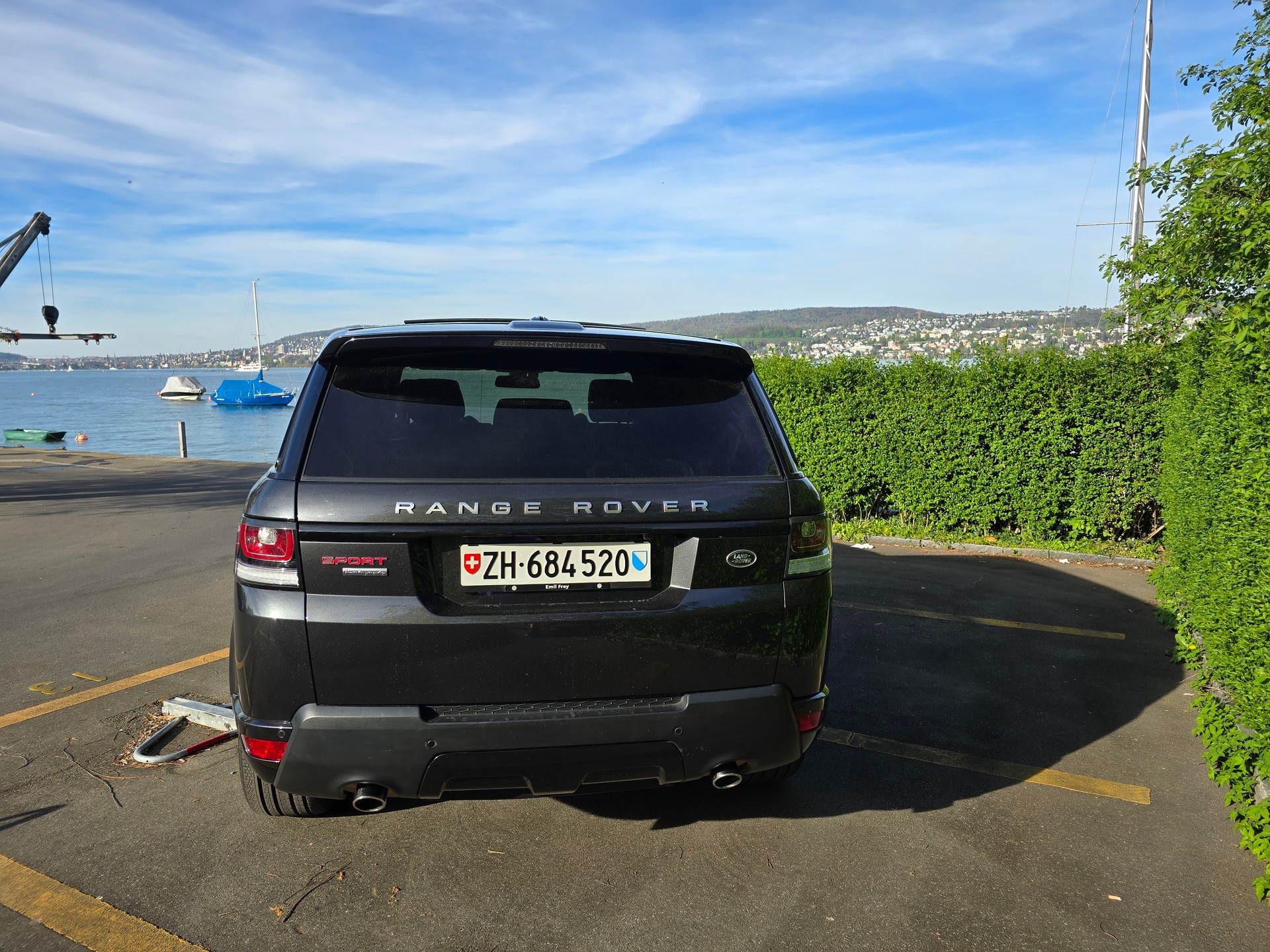 LAND ROVER 4.4 SDV8 Autobiography Dynamic A-image-3