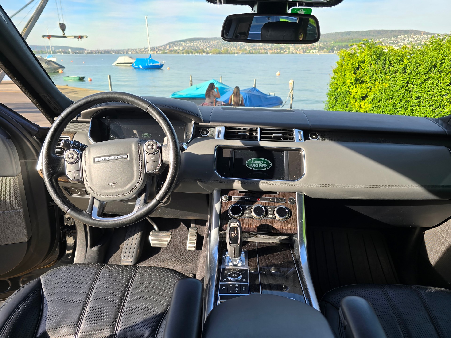 LAND ROVER 4.4 SDV8 Autobiography Dynamic A-image-11