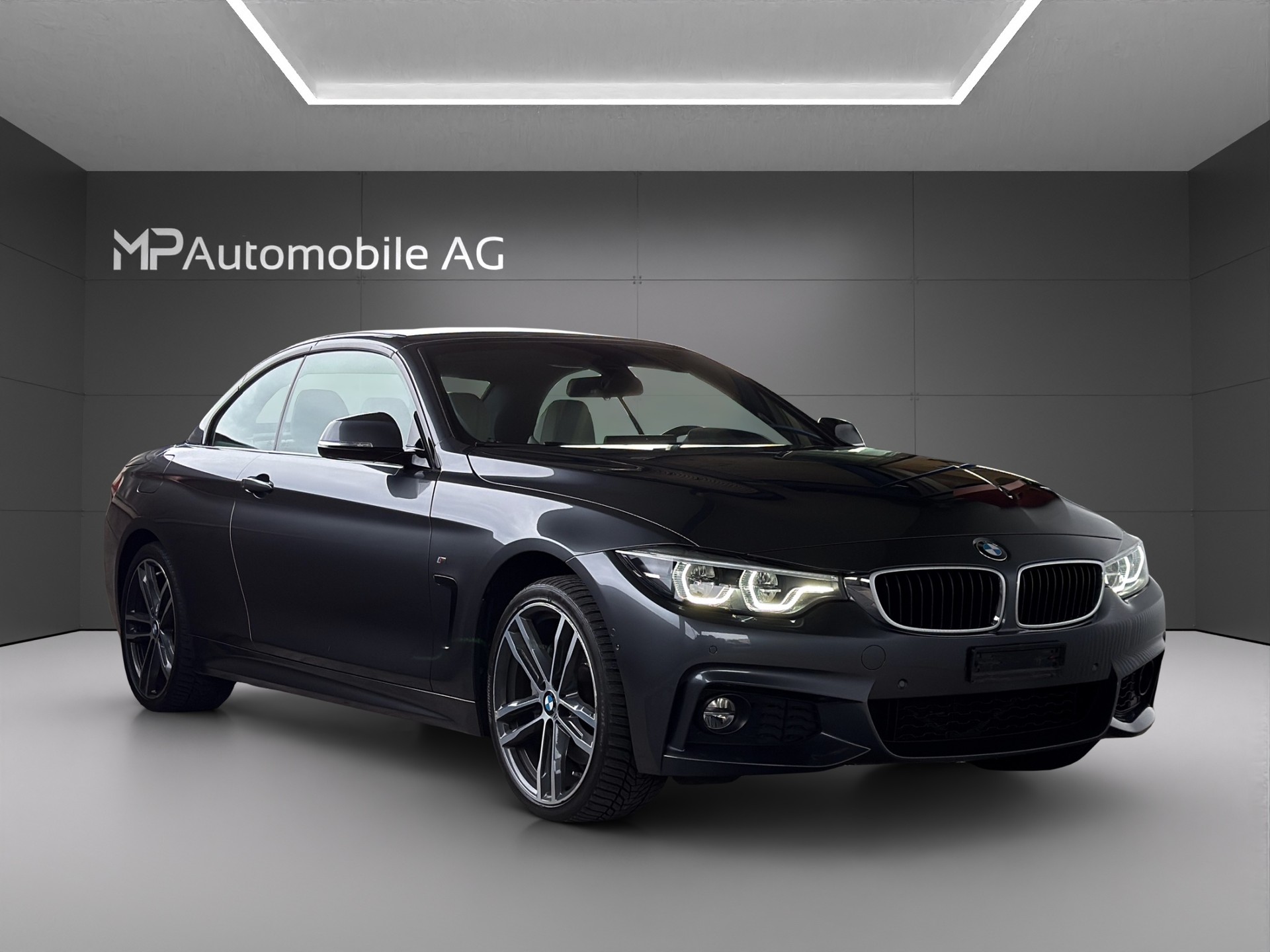 BMW 440i Cabriolet xDrive M Sport Steptronic-showroom-element-3