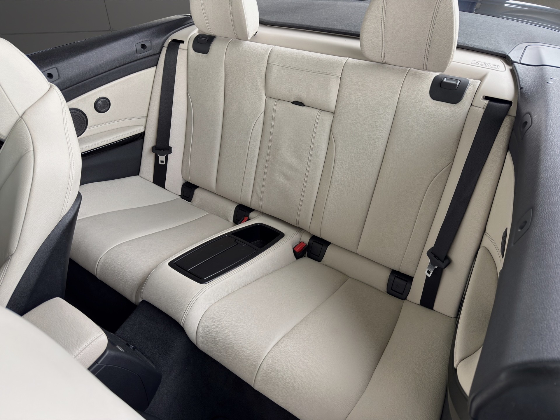 BMW 440i Cabriolet xDrive M Sport Steptronic-image-10