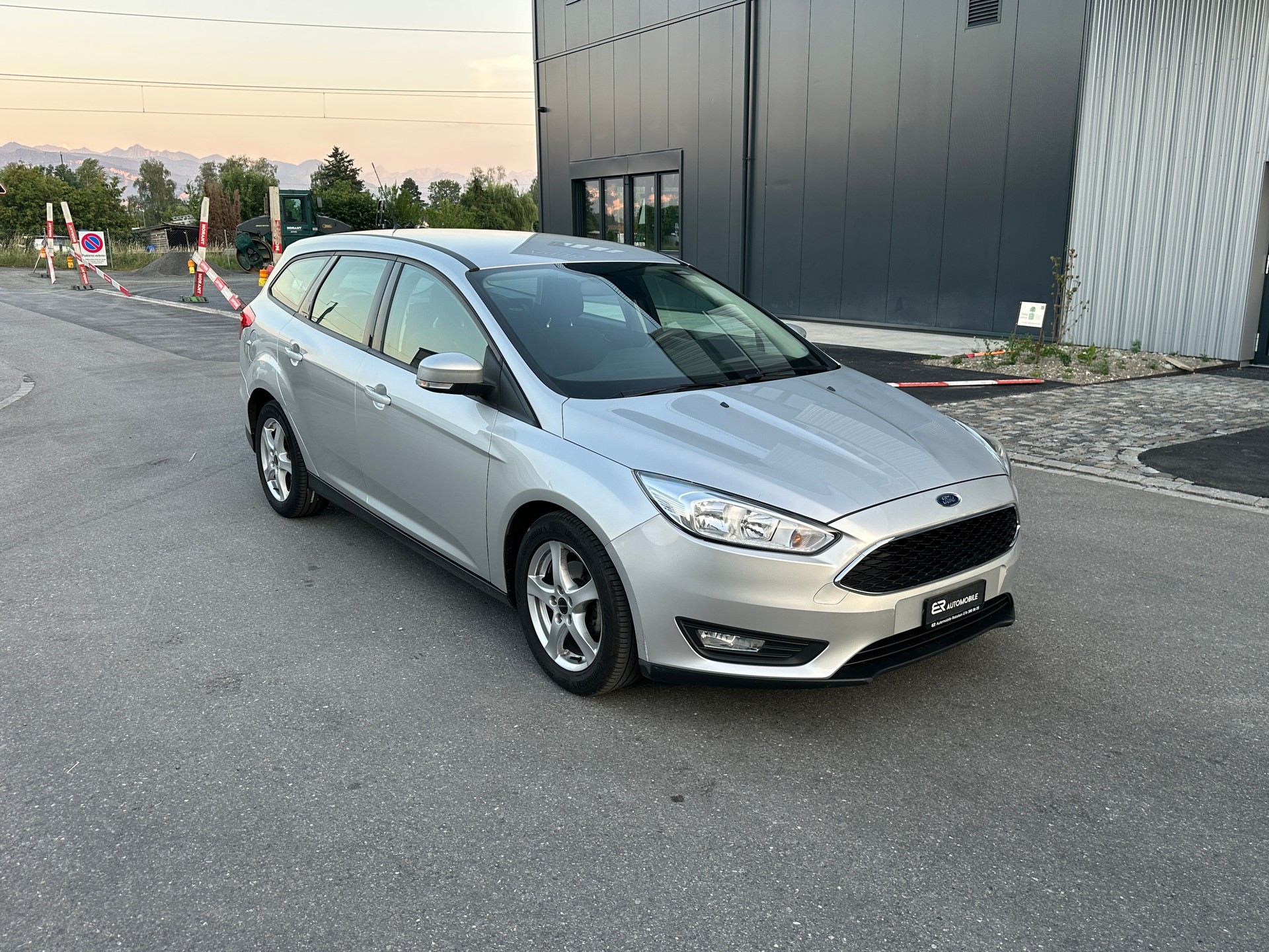 FORD Focus 1.0 SCTi Business-image-2