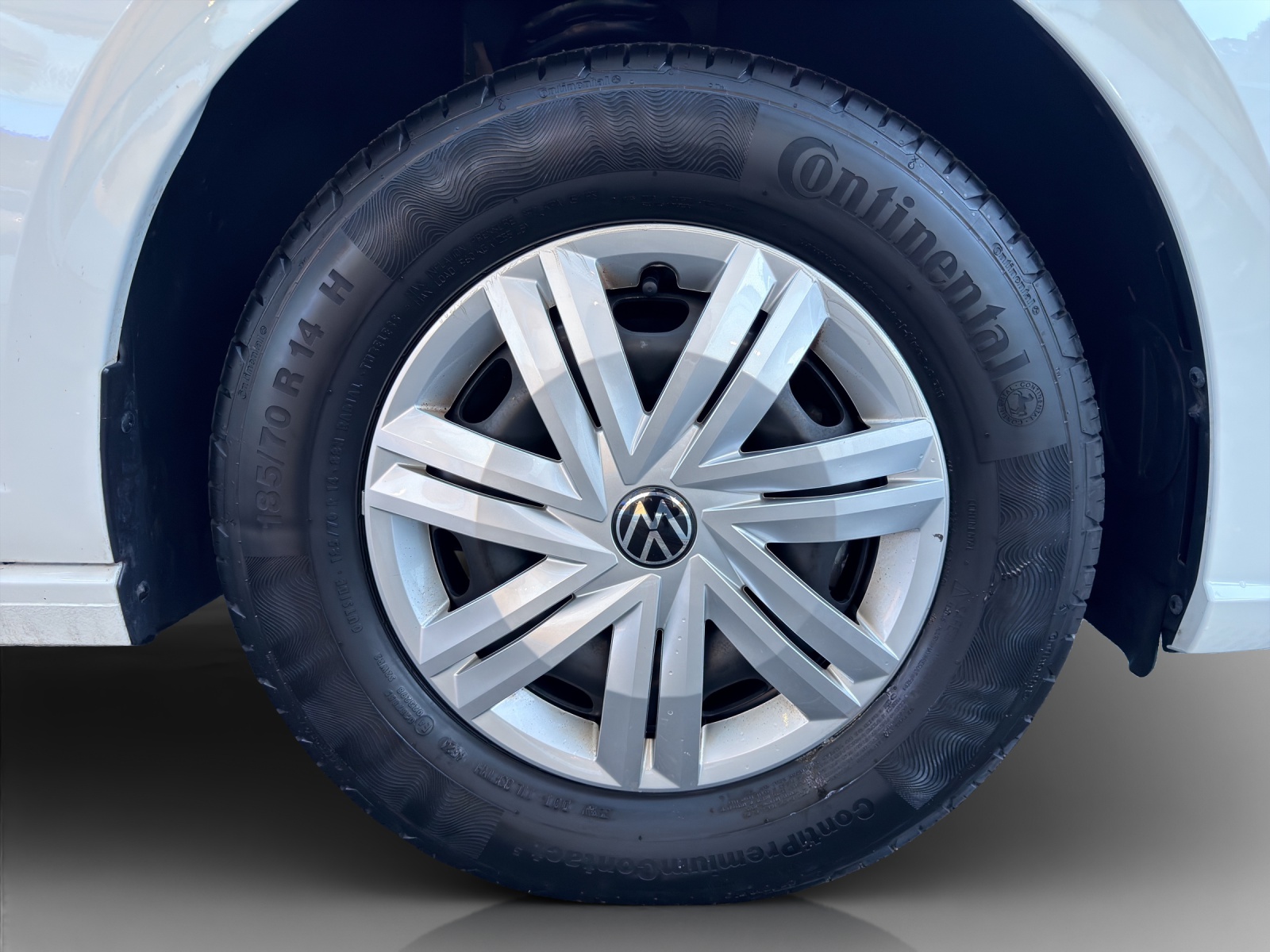 VW Polo 1.0 TSI Basis-image-15
