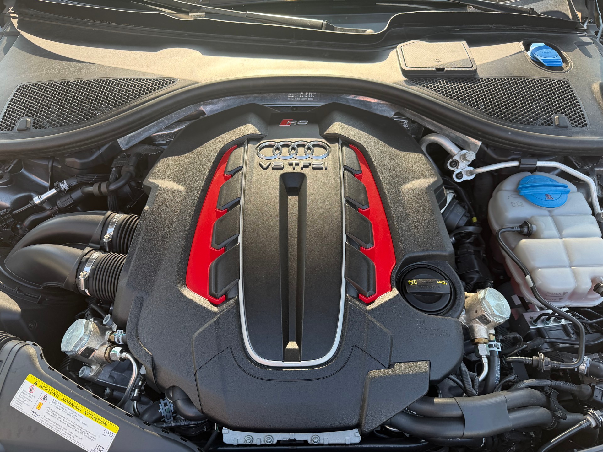 AUDI RS6 Avant 4.0 TFSI V8 performance quattro-image-20