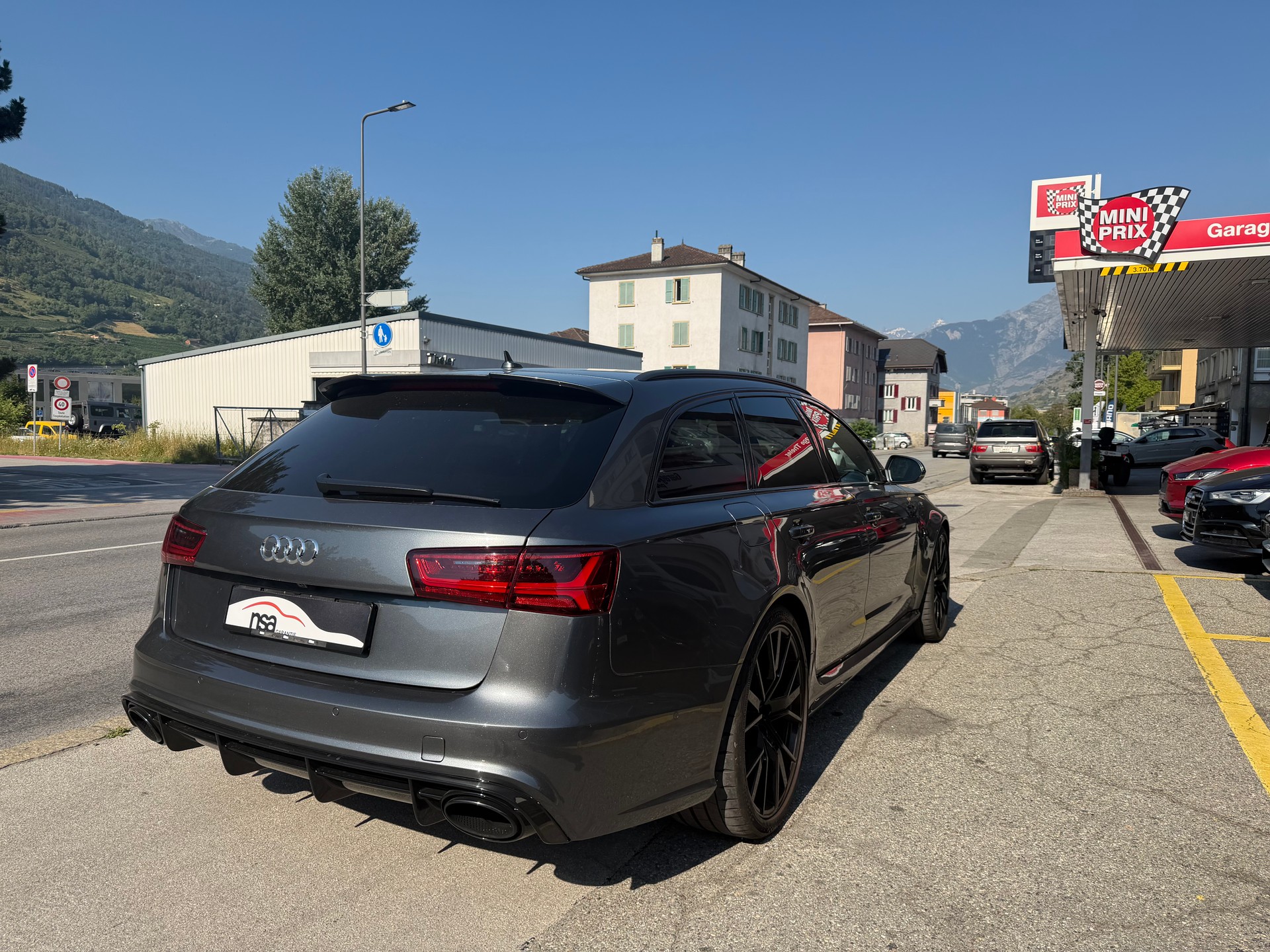 AUDI RS6 Avant 4.0 TFSI V8 performance quattro-image-3