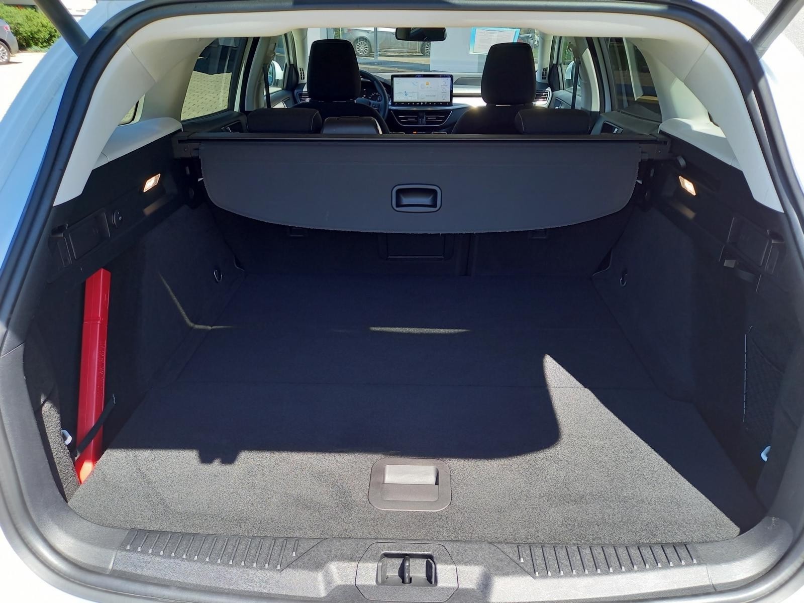 FORD Focus 1.5 TDCi Titanium Automatic-image-13