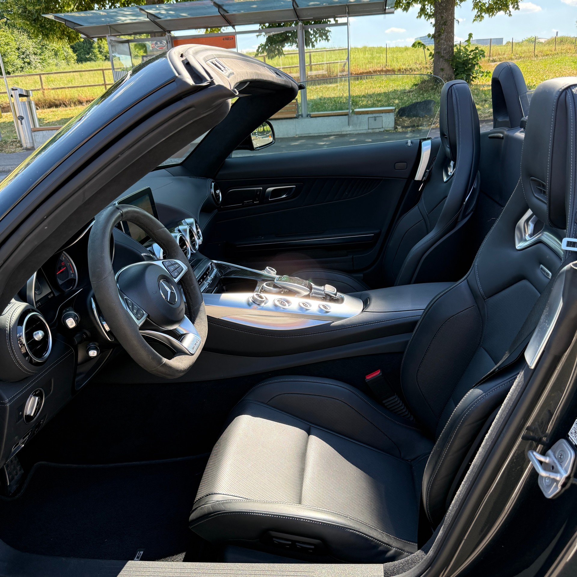 MERCEDES-BENZ AMG GT Roadster Speedshift DCT-image-8