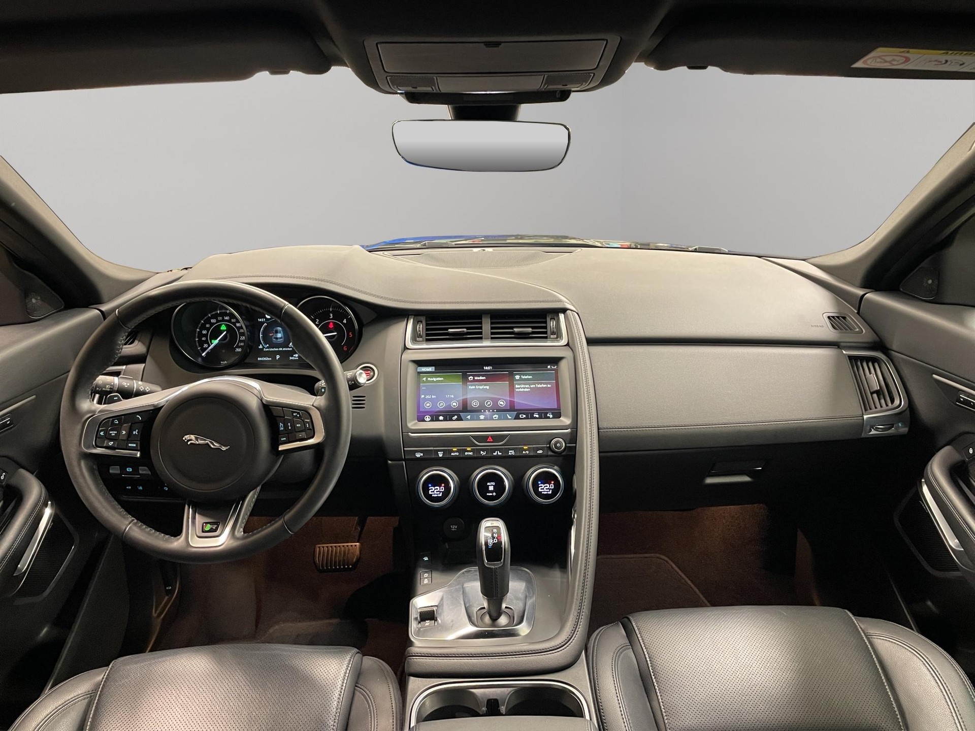JAGUAR E-Pace 2.0 D 180 SE AWD-image-6