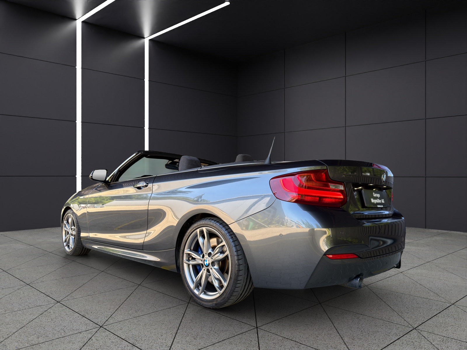 BMW M235i xDrive Steptronic-image-4