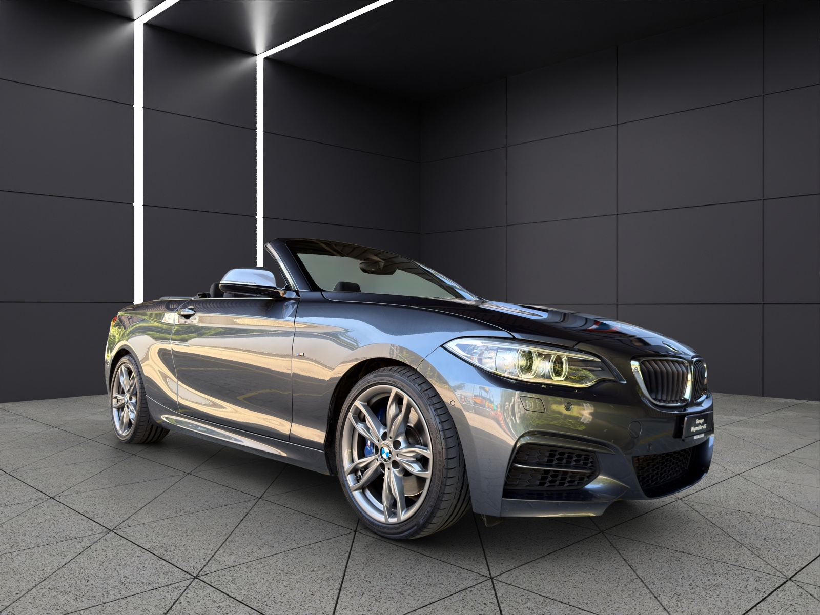 BMW M235i xDrive Steptronic-image-2