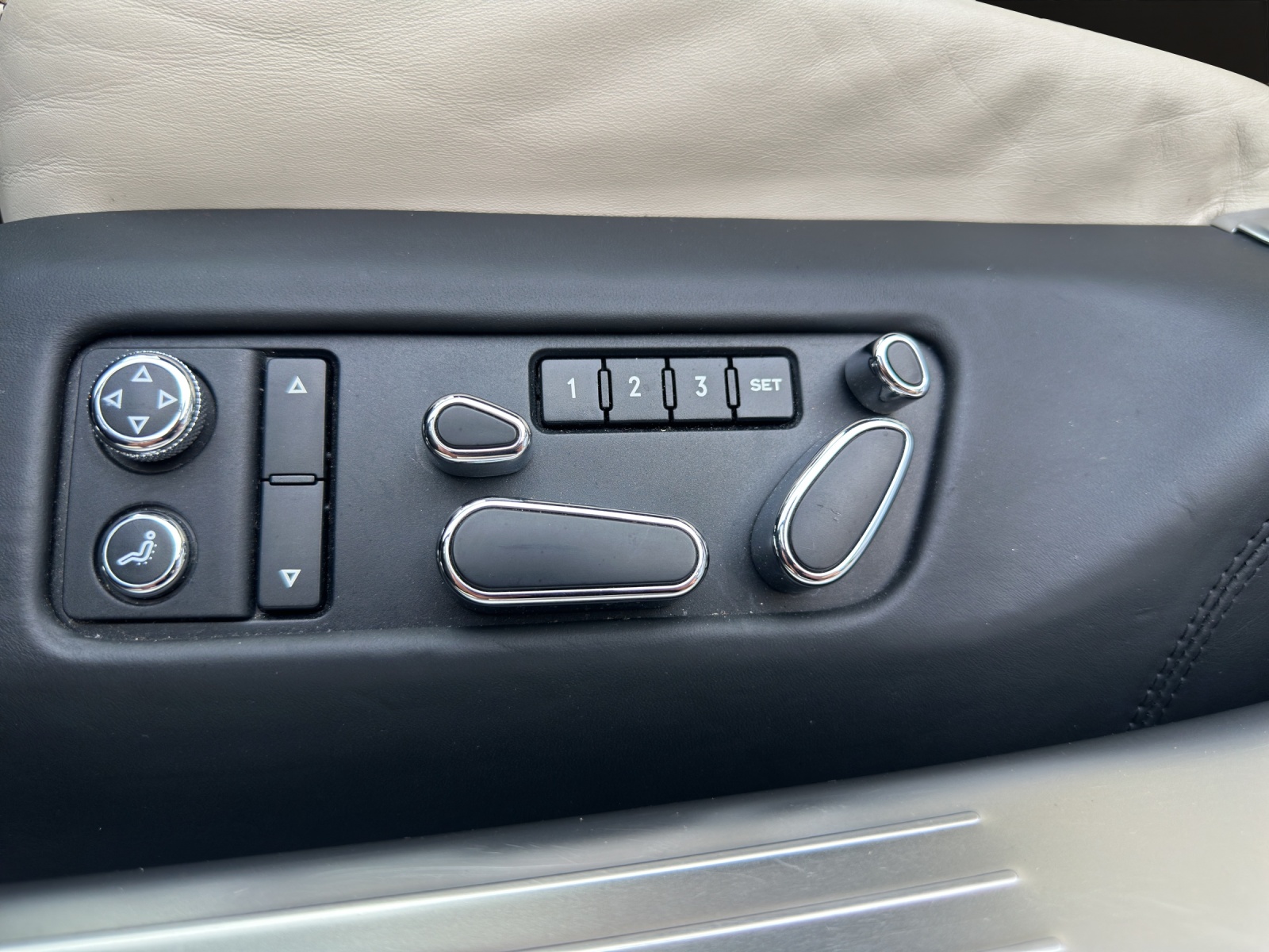 BENTLEY Continental Flying Spur 6.0 Speed-image-18
