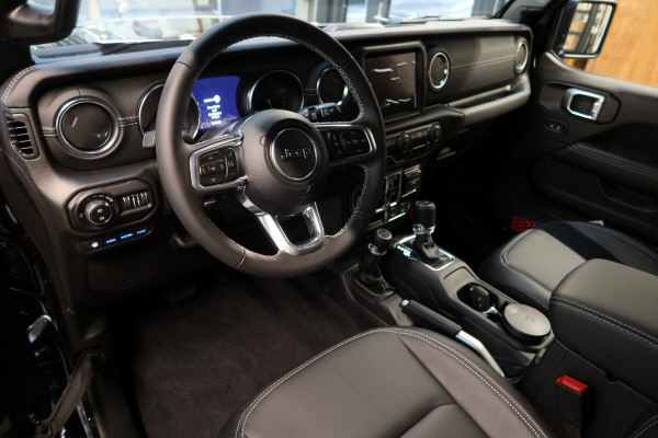 JEEP Wrangler 2.0 PHEV Overlan-image-8
