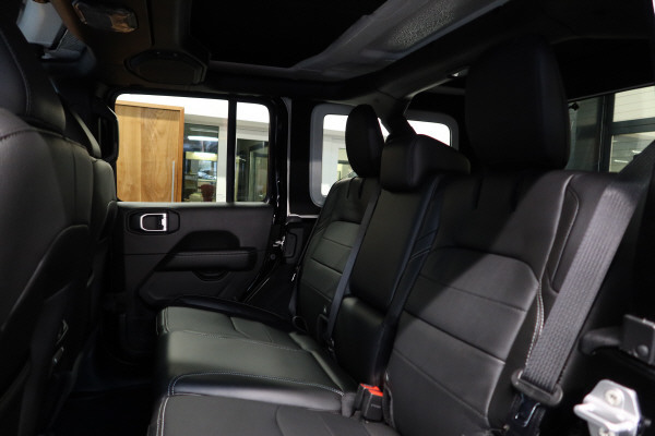 JEEP Wrangler 2.0 PHEV Overlan-image-11