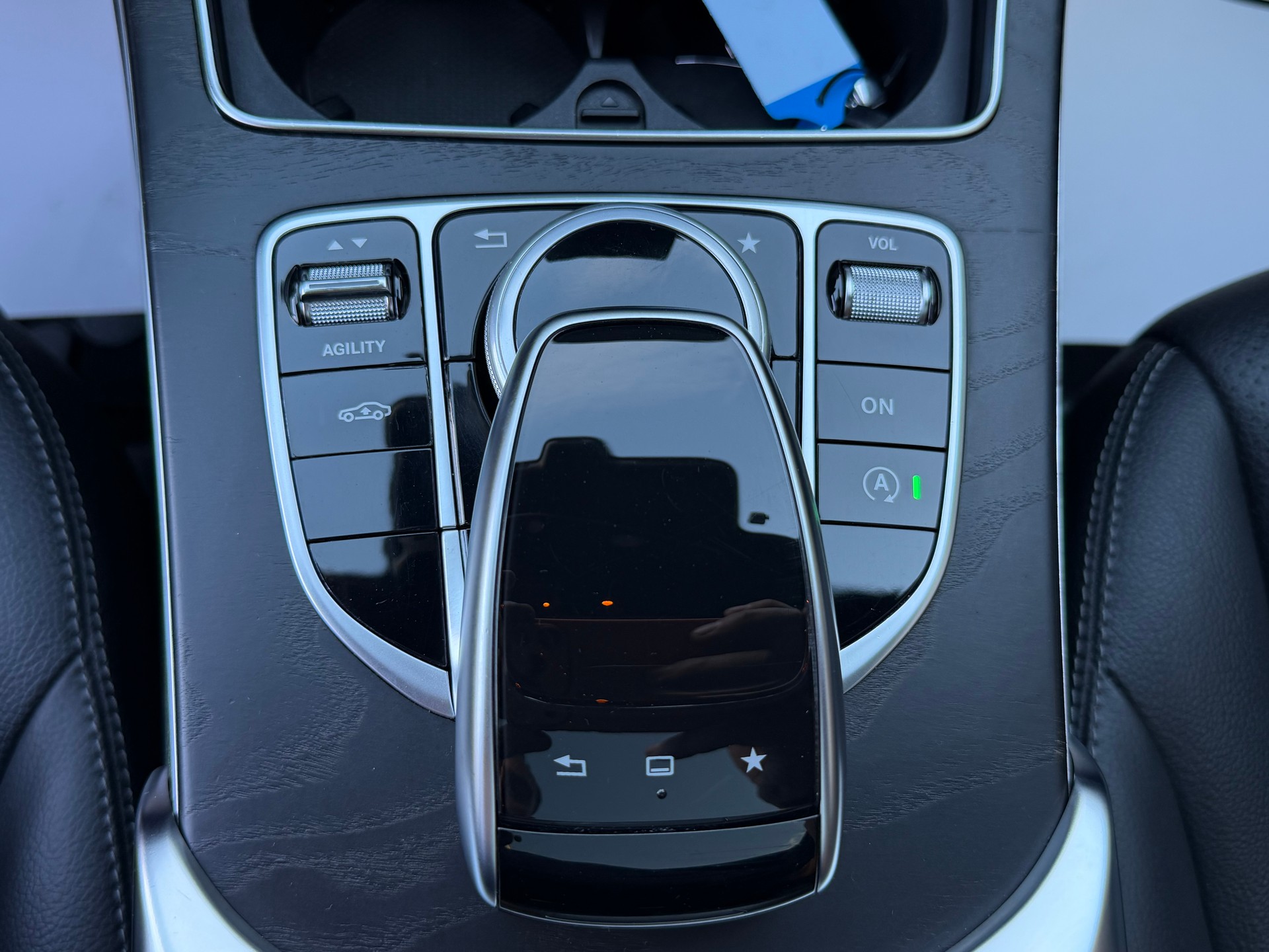 MERCEDES-BENZ C 220 BlueTEC AMG Line 7G-Tronic-image-9