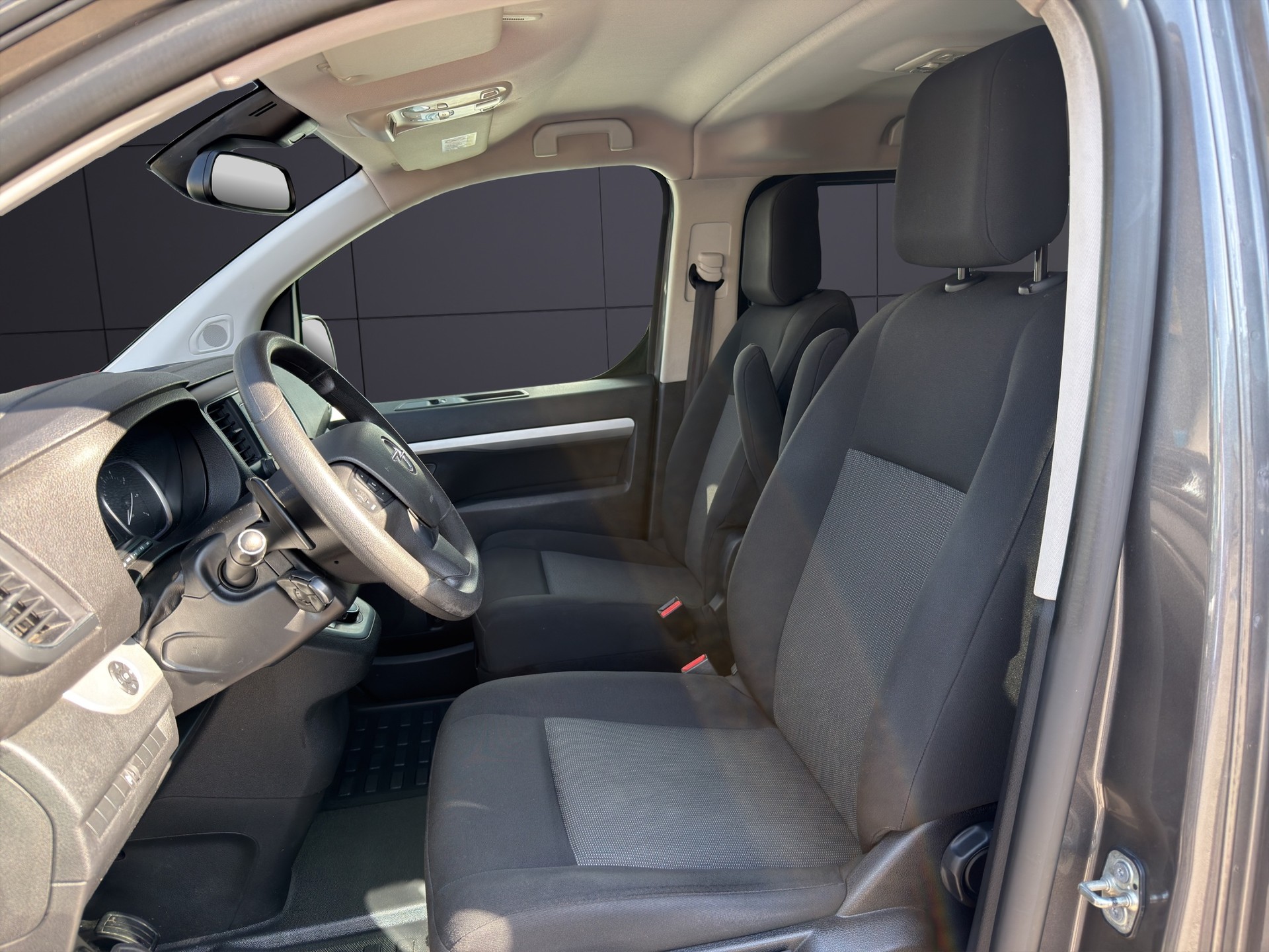 OPEL Zafira Life 2.0 CDTI M Business Edition-image-5